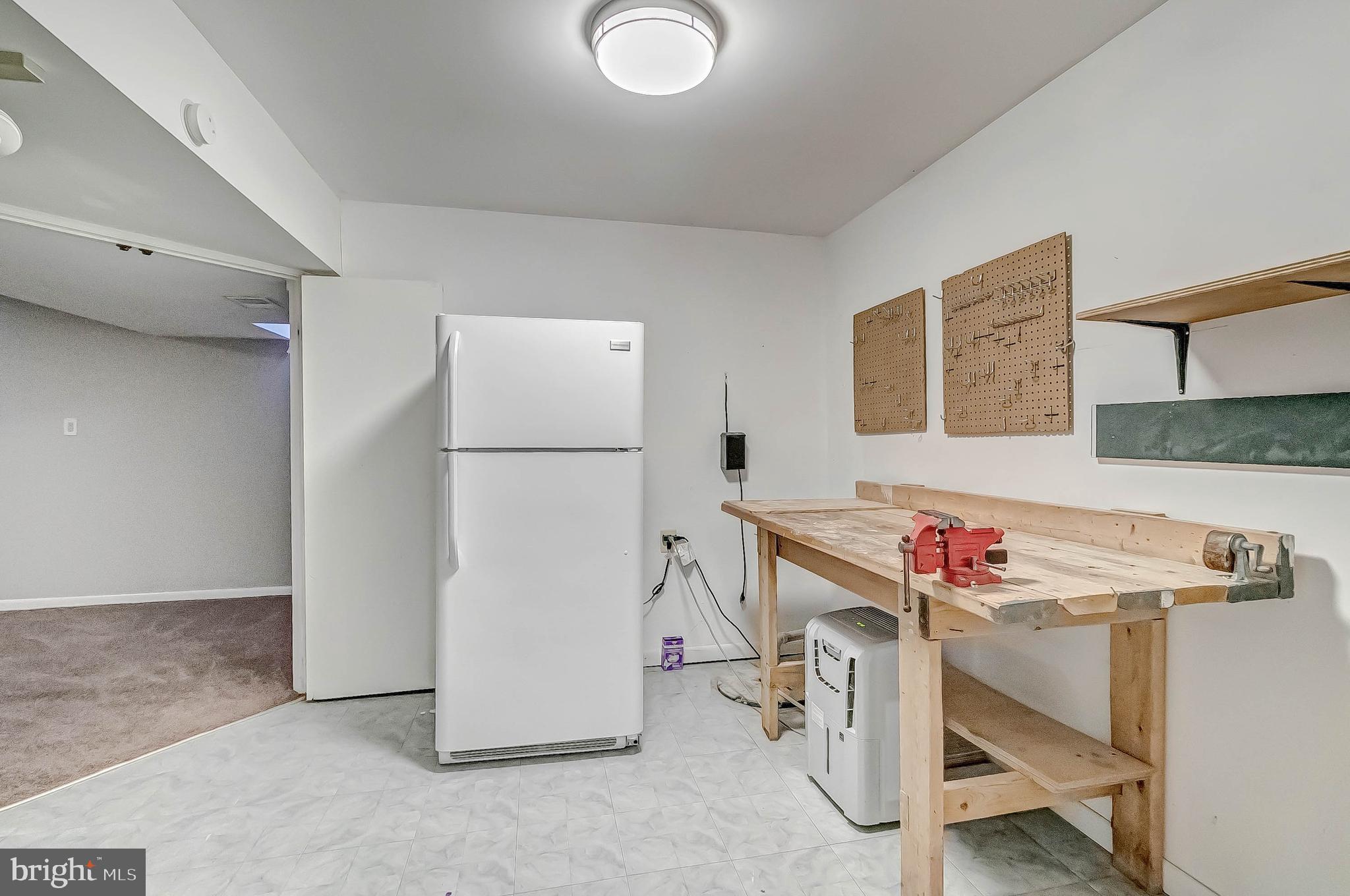 HAMPTON FOREST - Residential