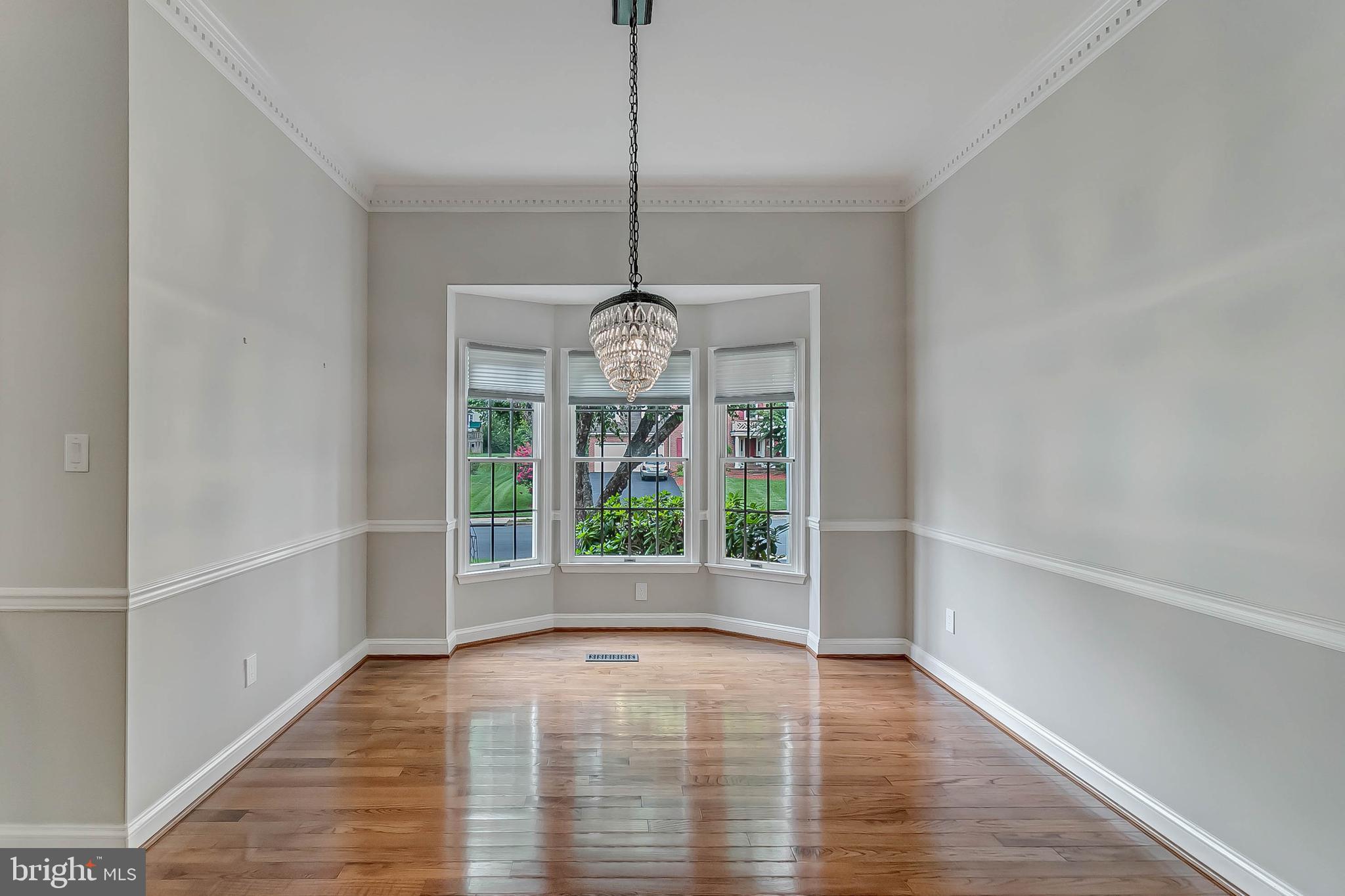 HAMPTON FOREST - Residential