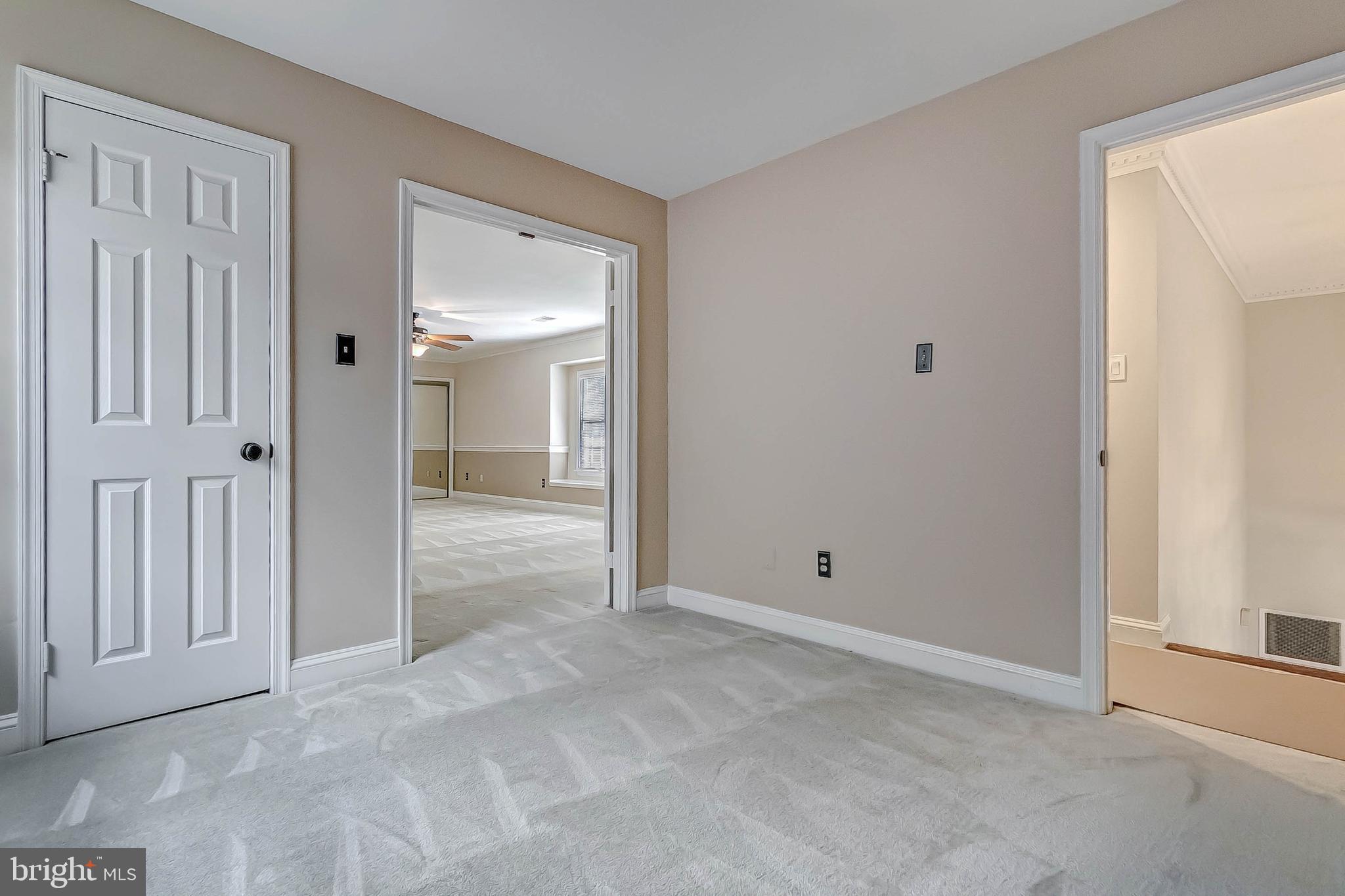 HAMPTON FOREST - Residential