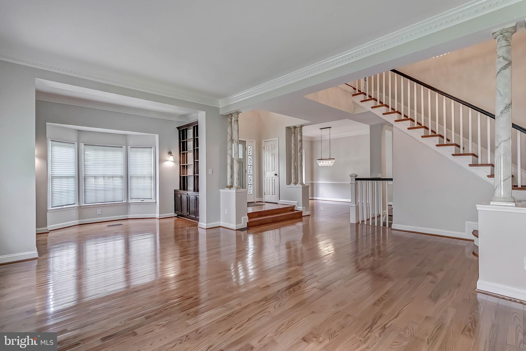 HAMPTON FOREST - Residential