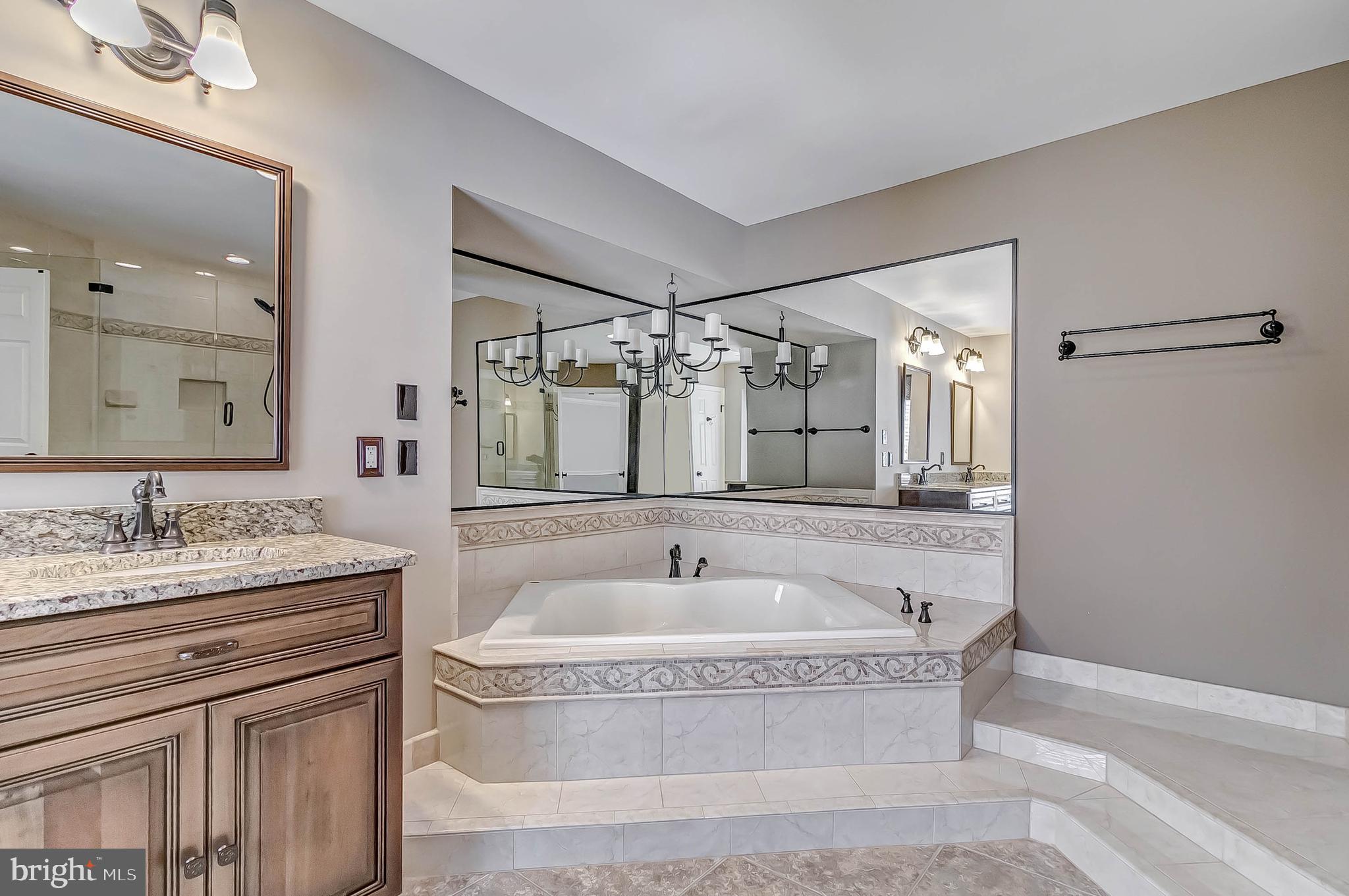 HAMPTON FOREST - Residential