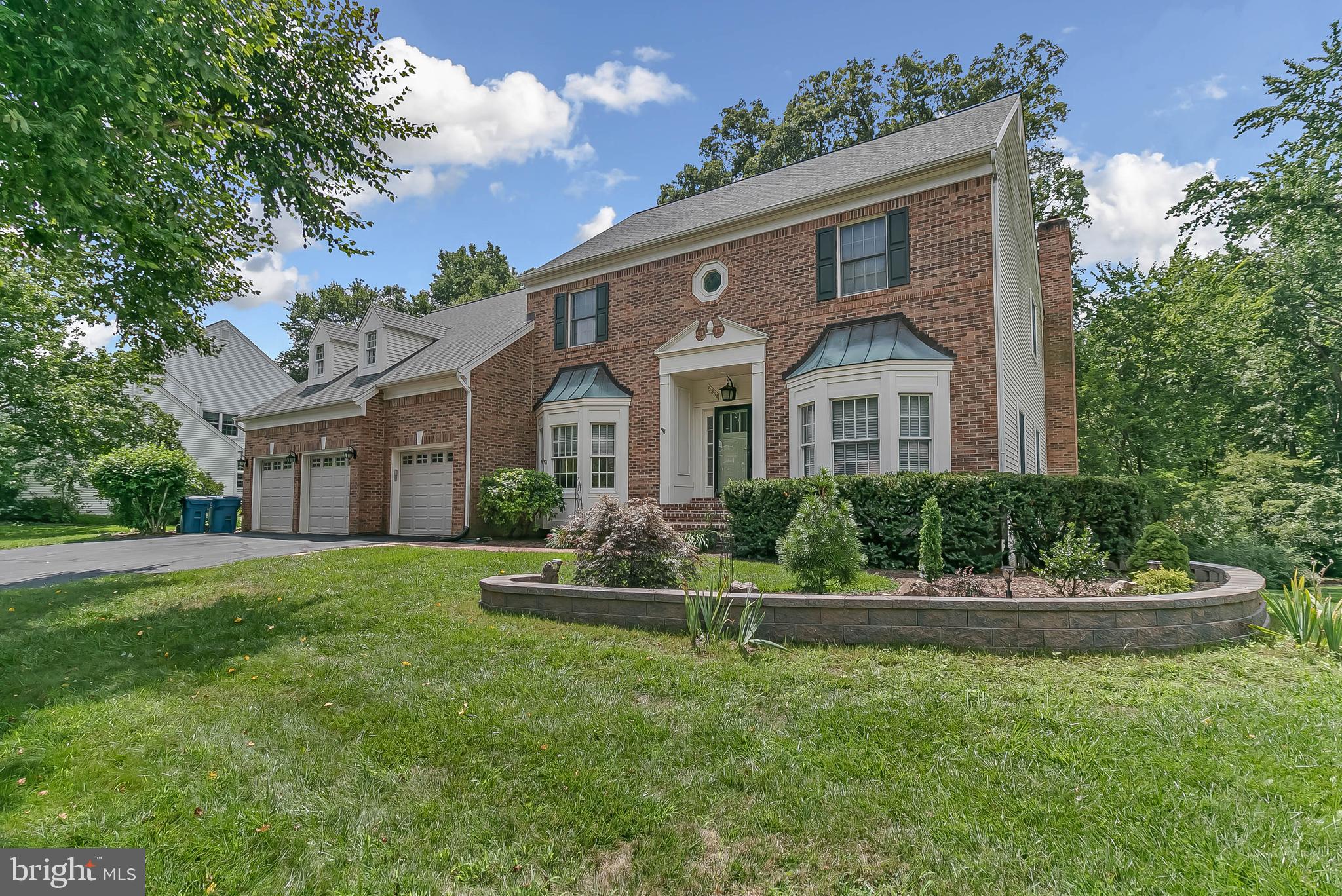 HAMPTON FOREST - Residential