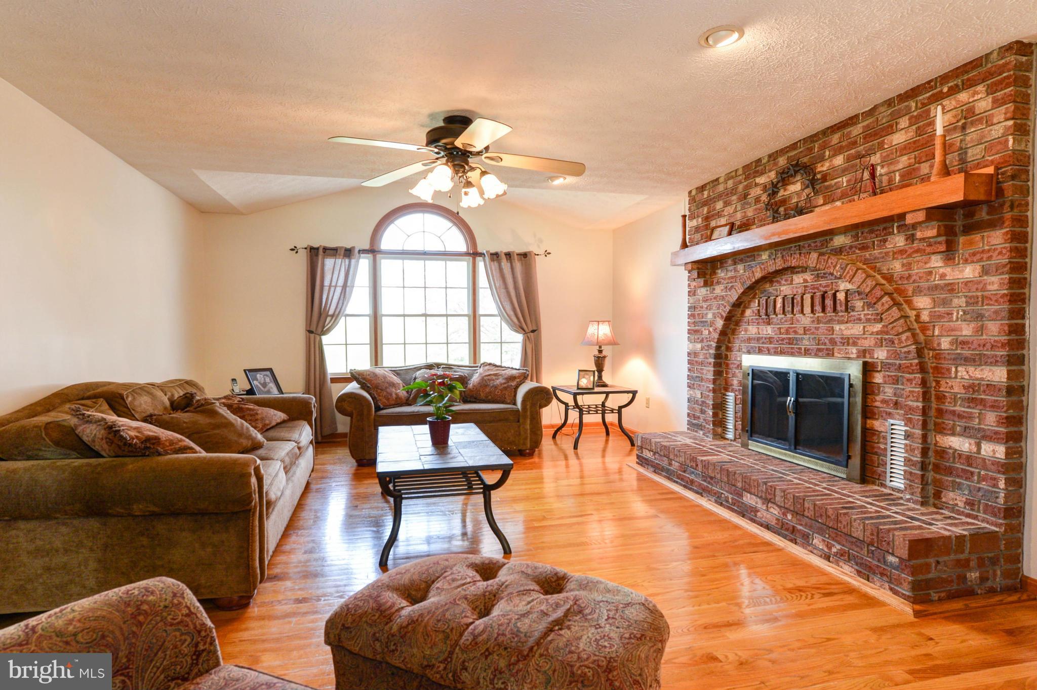 CHADS WAY - Residential