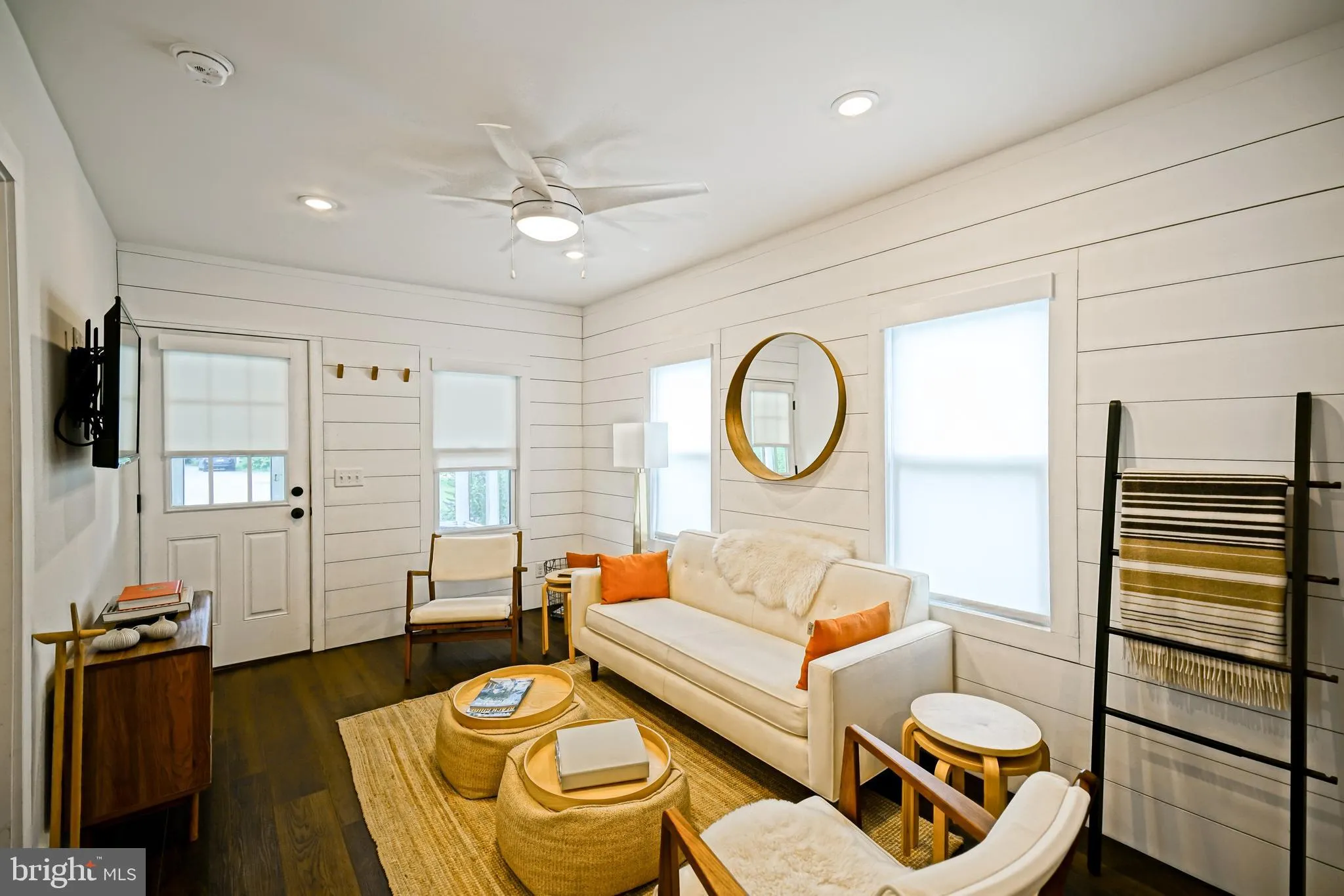 Rehoboth Beach, Delaware 19971, United States, 2 Bedrooms Bedrooms, ,1 BathroomBathrooms,Residential,Active,160375