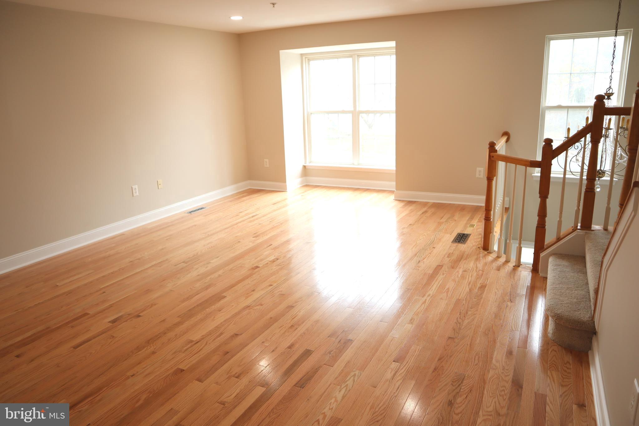 GERMANTOWN ESTATES - Residential Lease