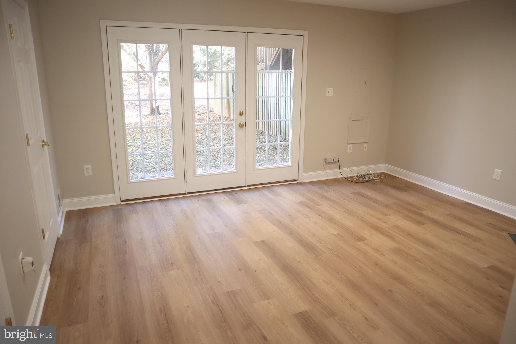 GERMANTOWN ESTATES - Residential Lease