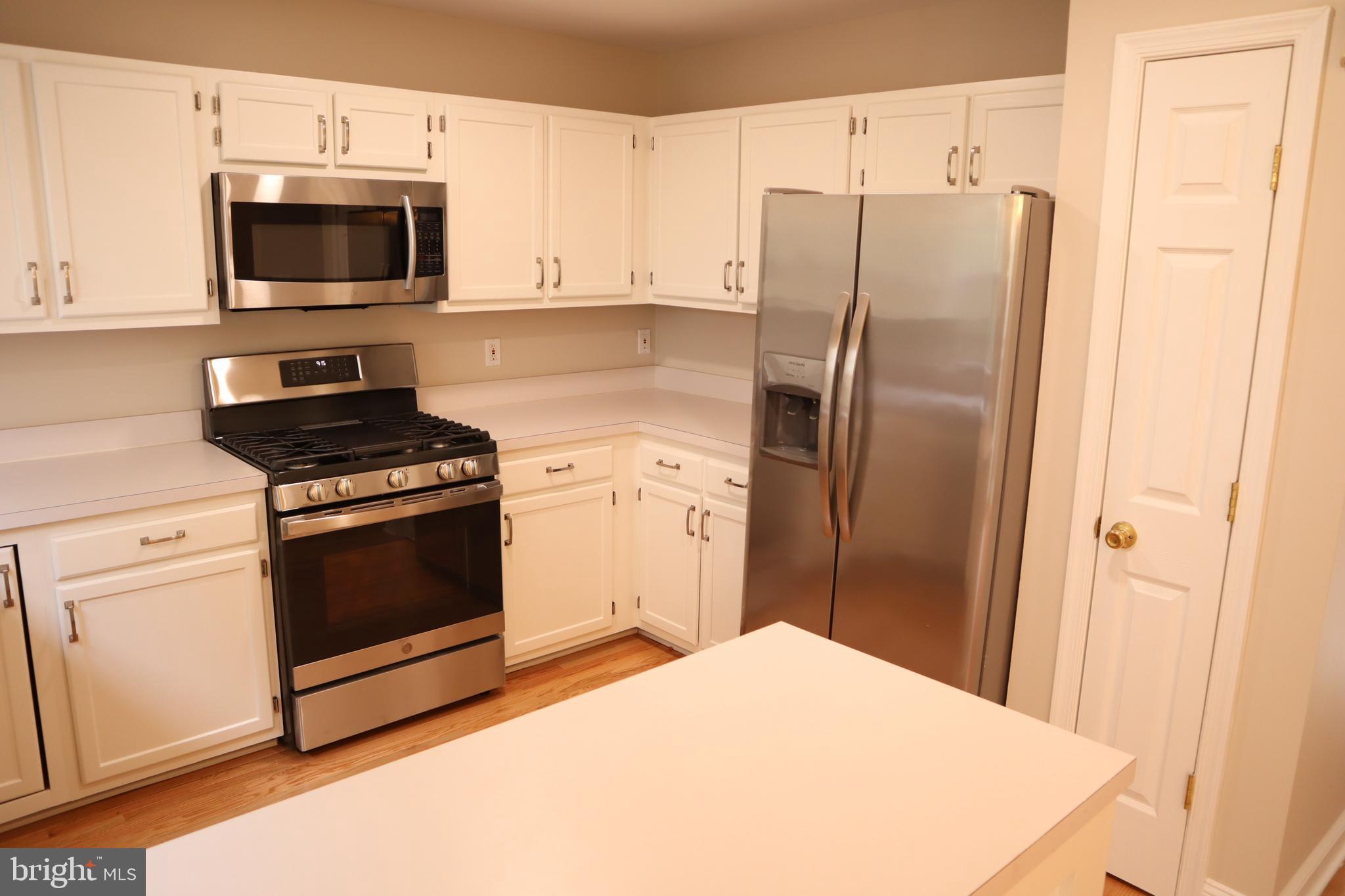 GERMANTOWN ESTATES - Residential Lease