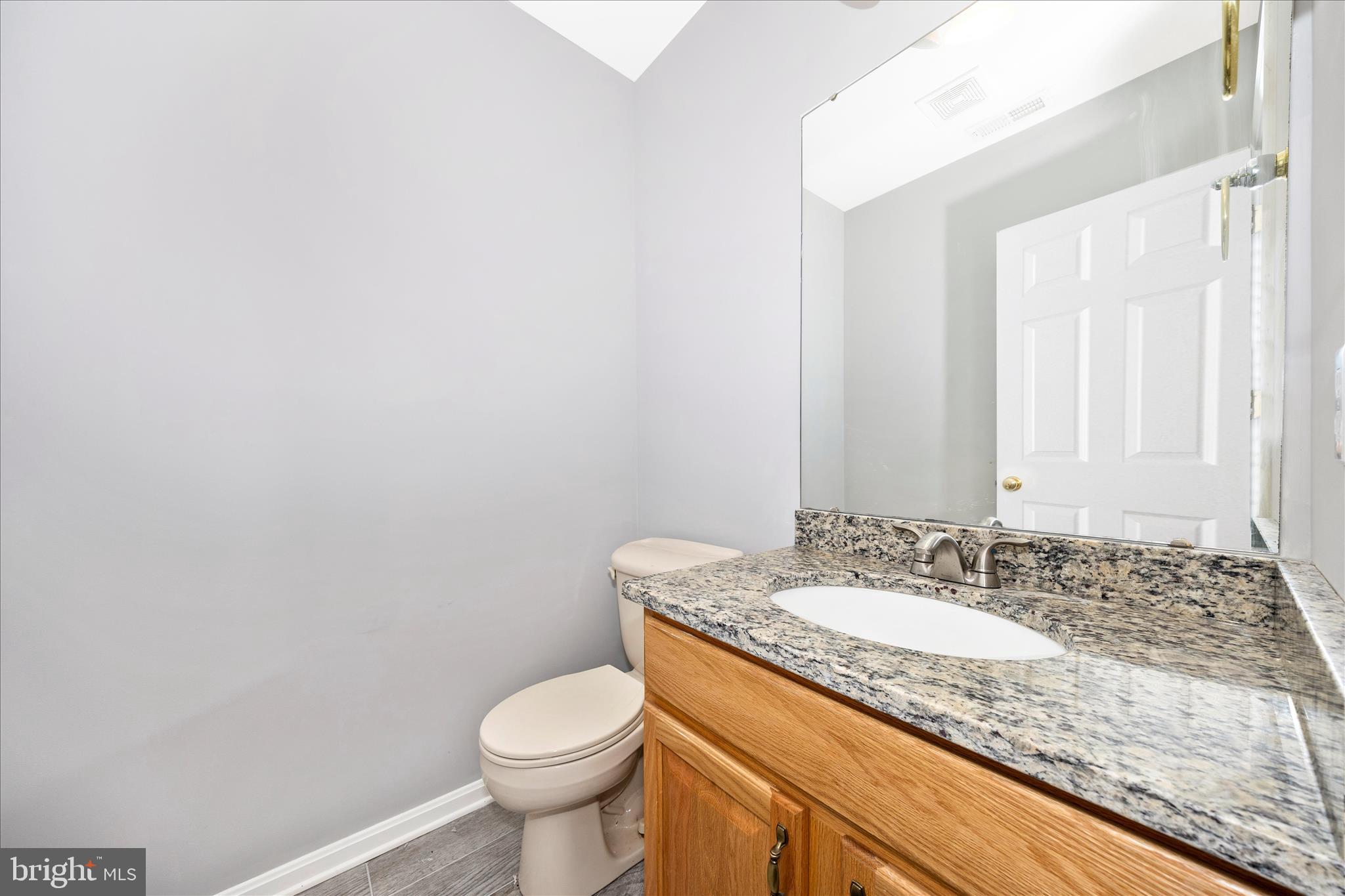 COLONIAL PARK EAST - Residential