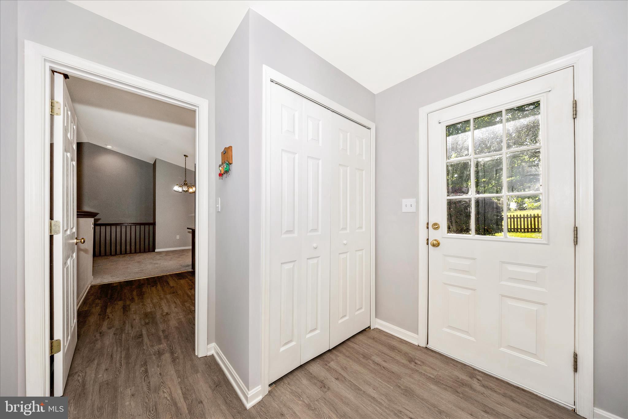 COLONIAL PARK EAST - Residential