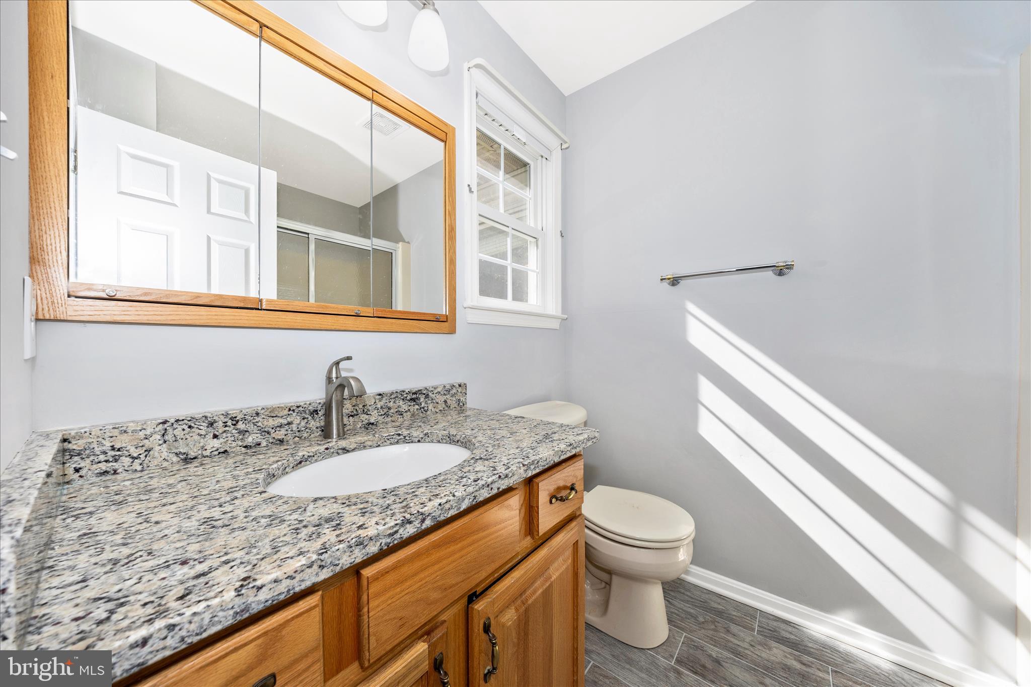 COLONIAL PARK EAST - Residential