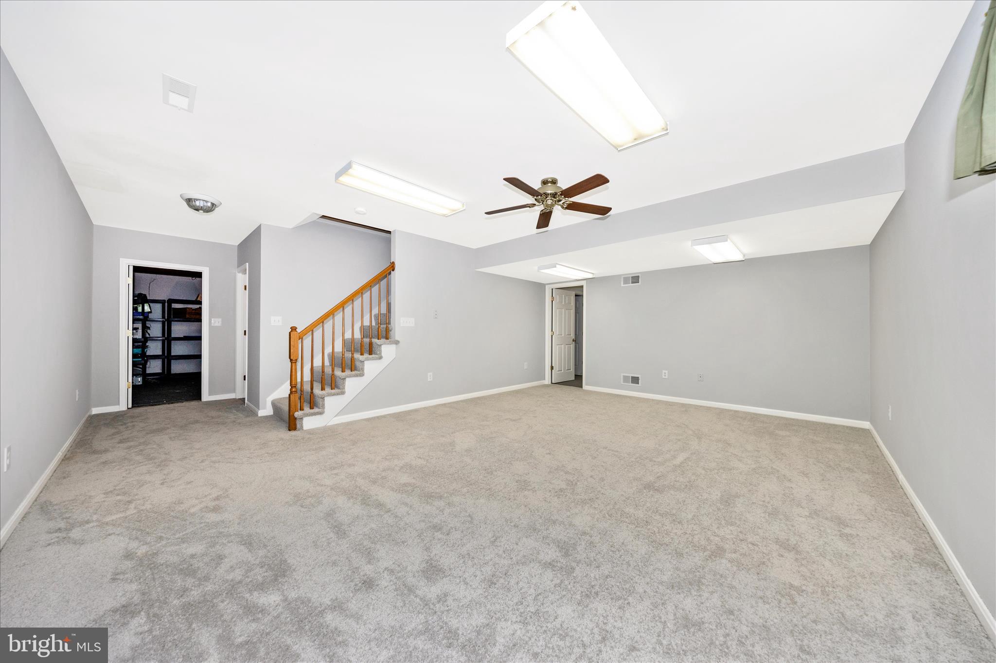 COLONIAL PARK EAST - Residential