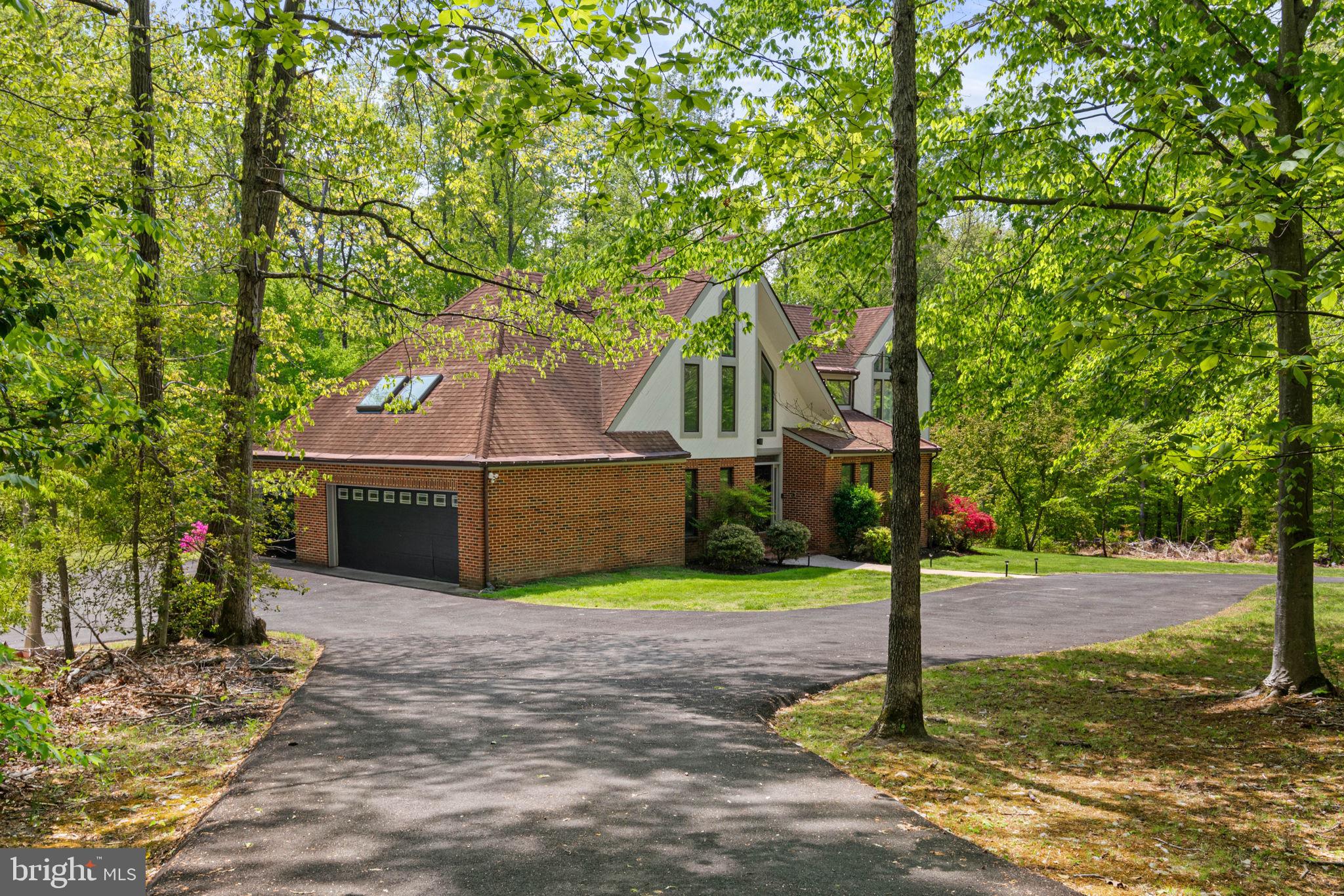 DOMINION VALLEY HUNT - Residential