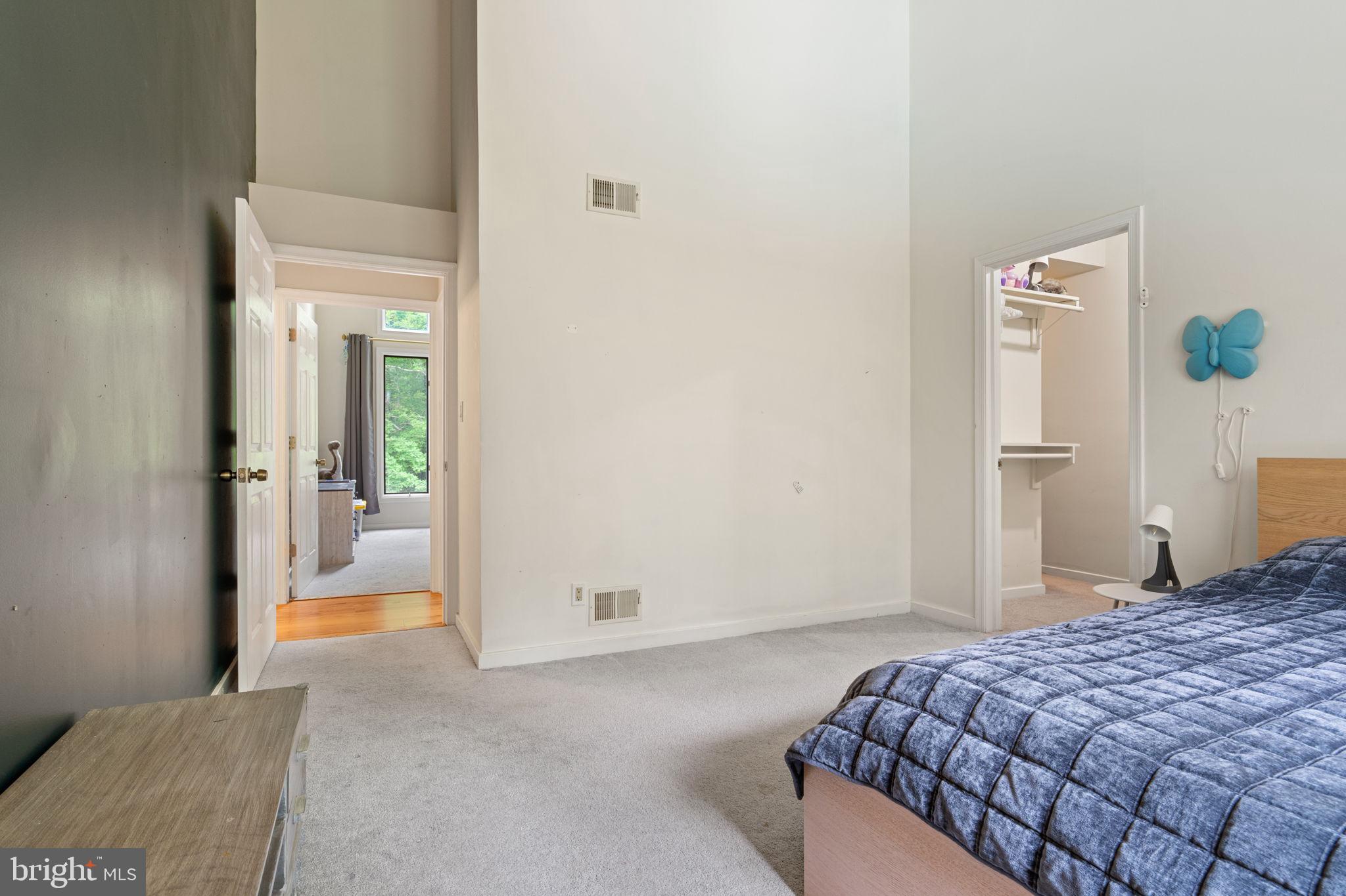 DOMINION VALLEY HUNT - Residential
