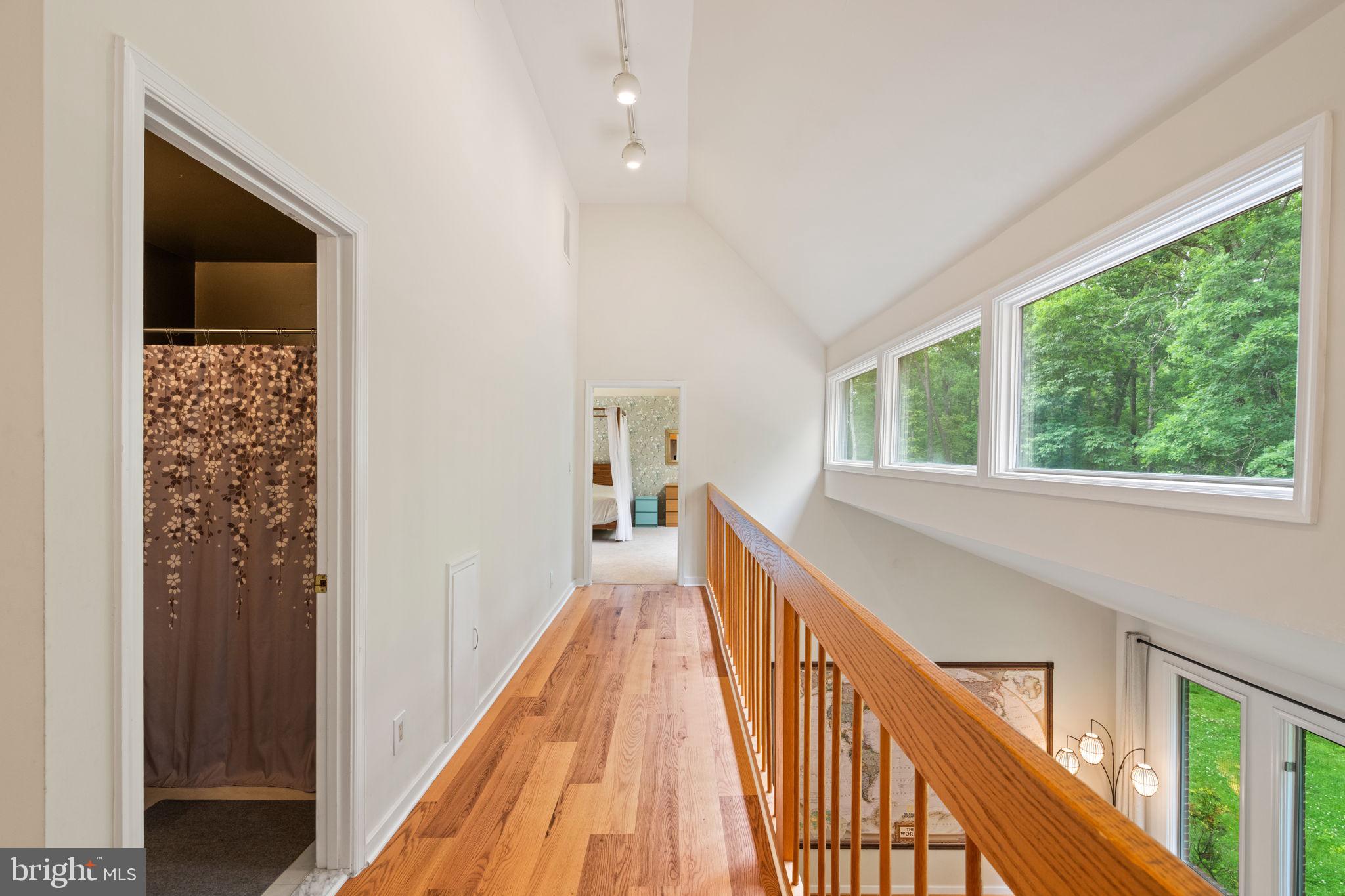 DOMINION VALLEY HUNT - Residential