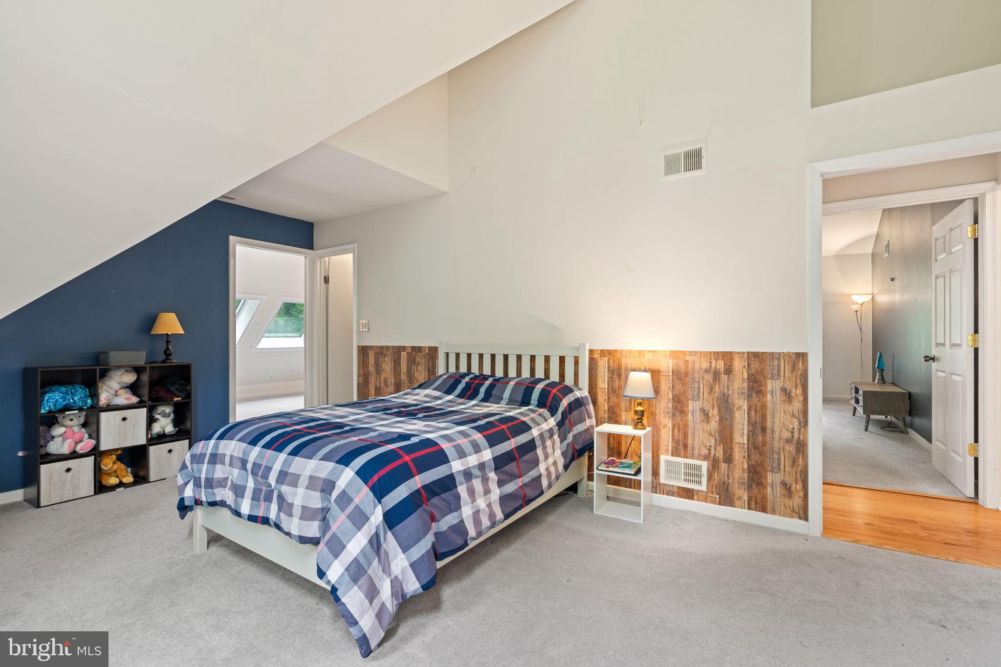 DOMINION VALLEY HUNT - Residential