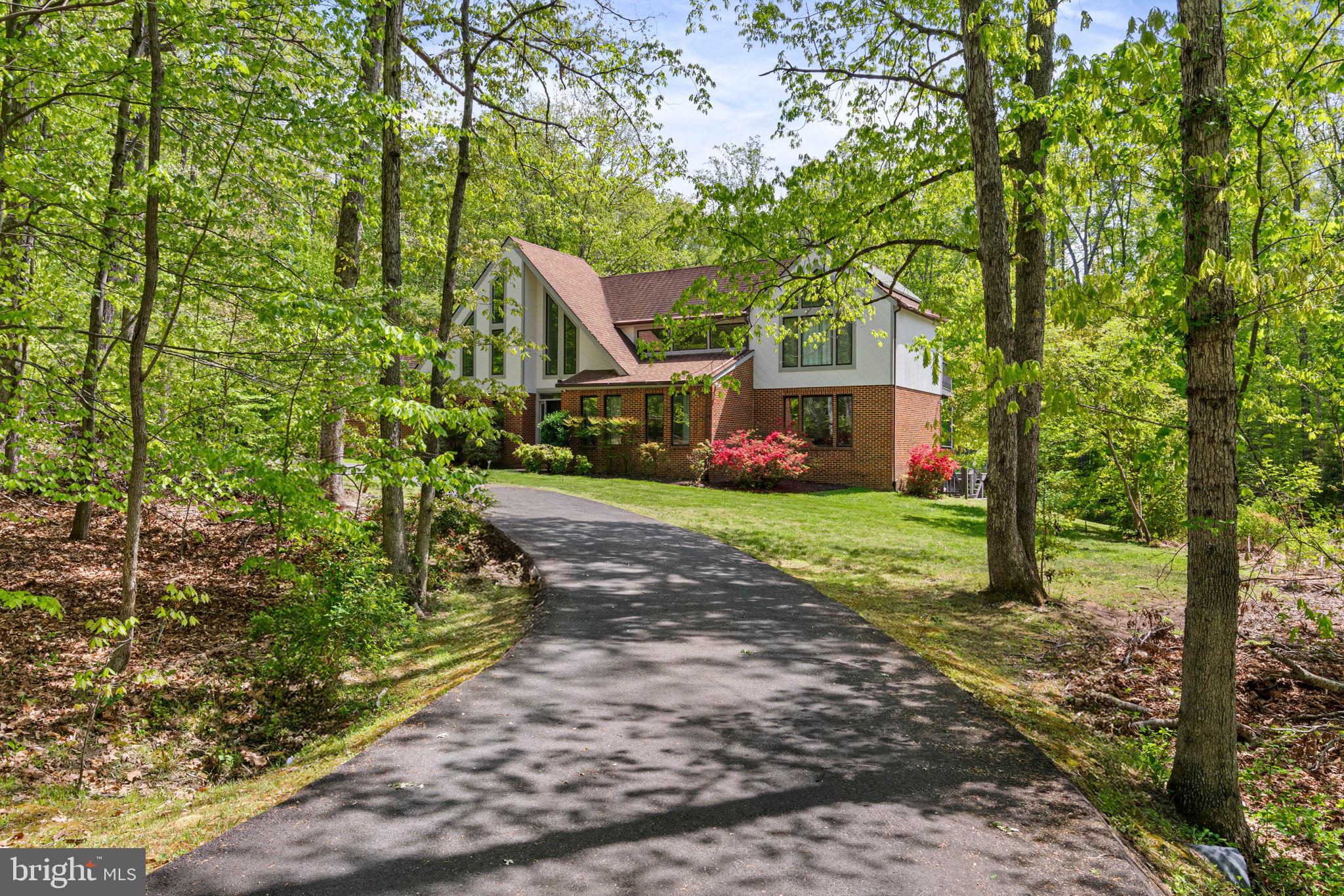 DOMINION VALLEY HUNT - Residential