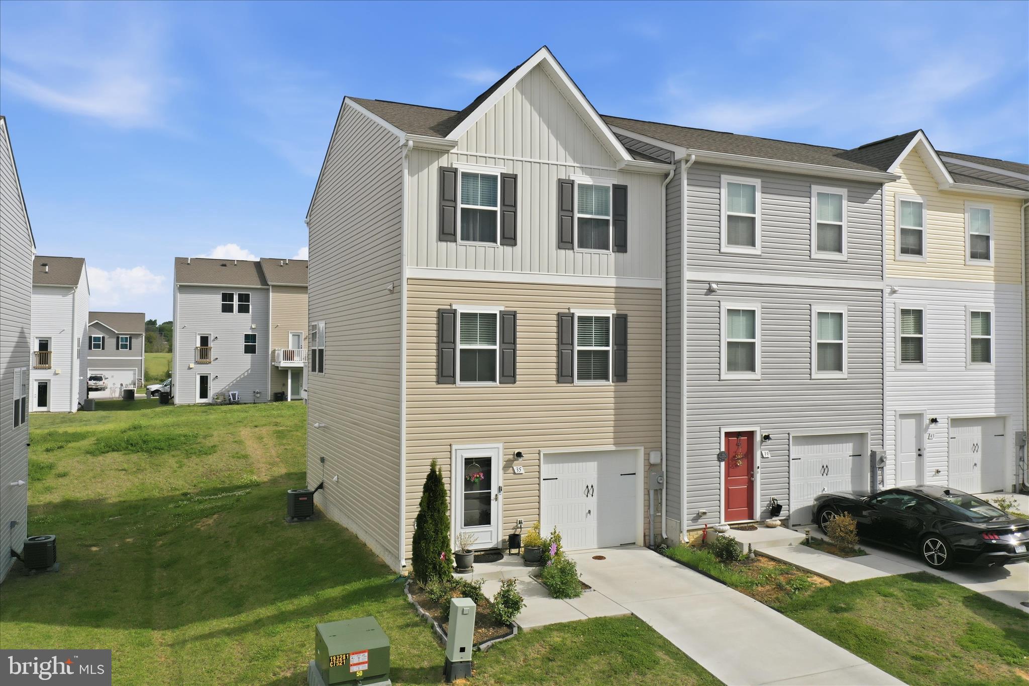 35 THROWER ROAD