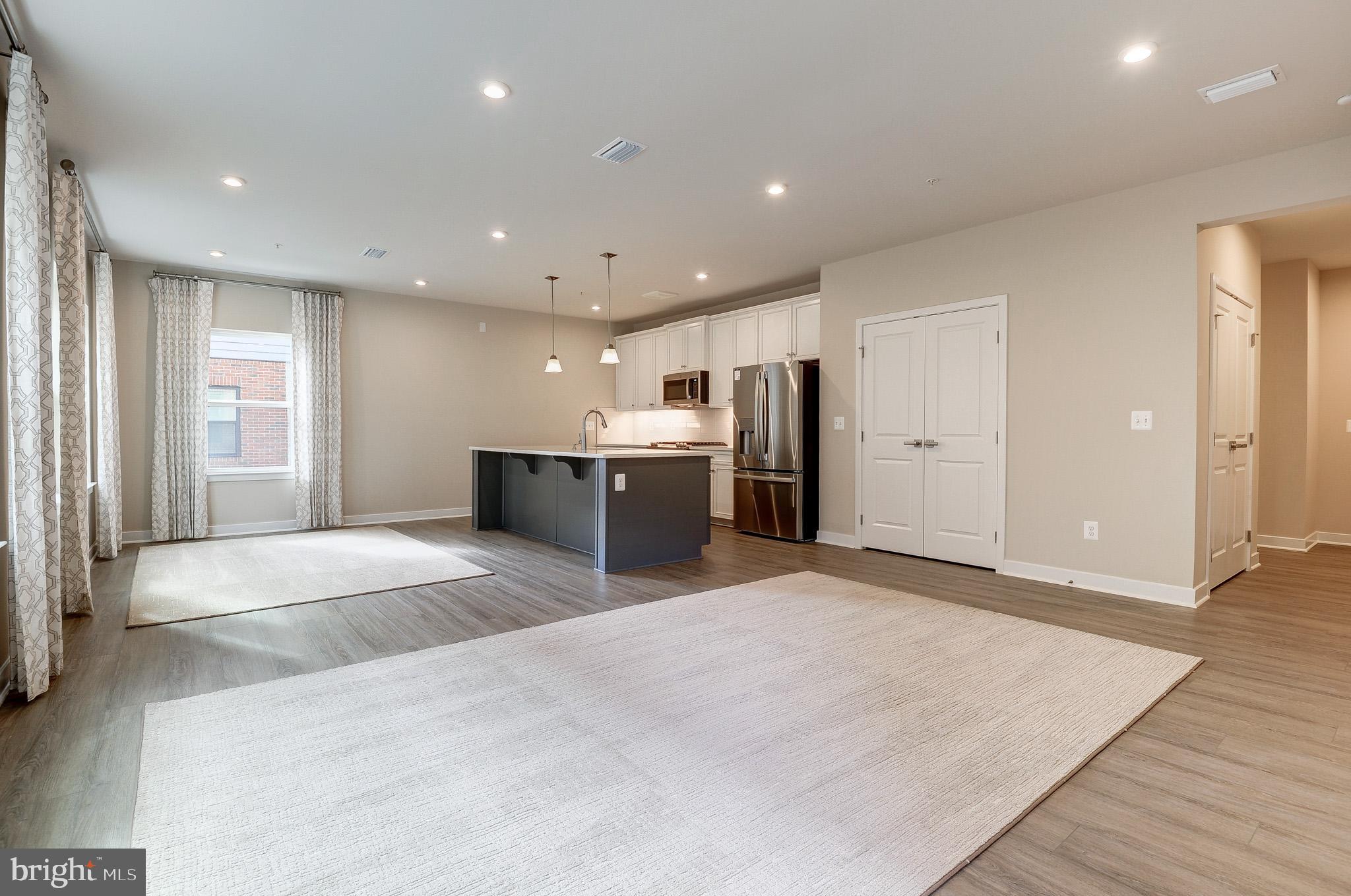 ELLIPSE AT WESTFIELDS - Residential Lease