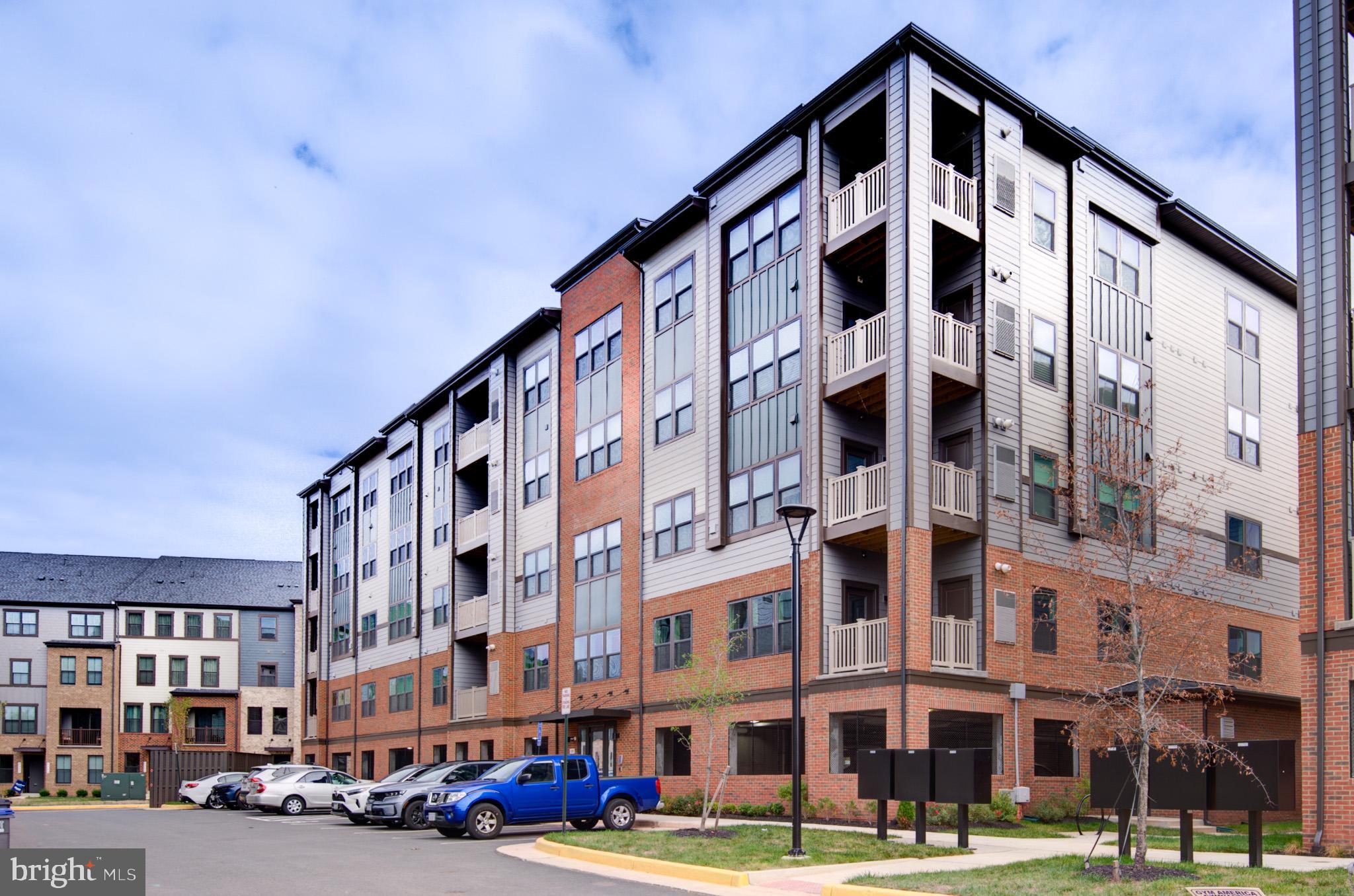 ELLIPSE AT WESTFIELDS - Residential Lease