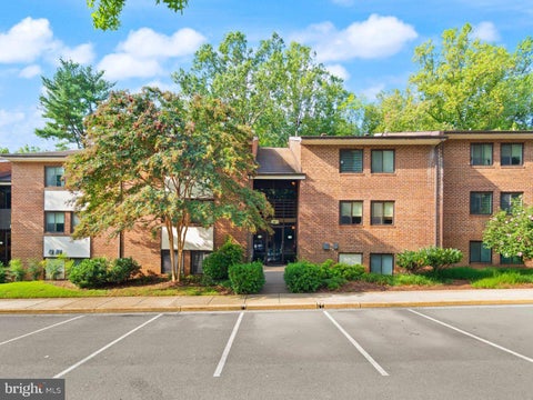 Photo of 1414 Northgate Square #14/1B, RESTON, VA 20190 (MLS # VAFX2328150)