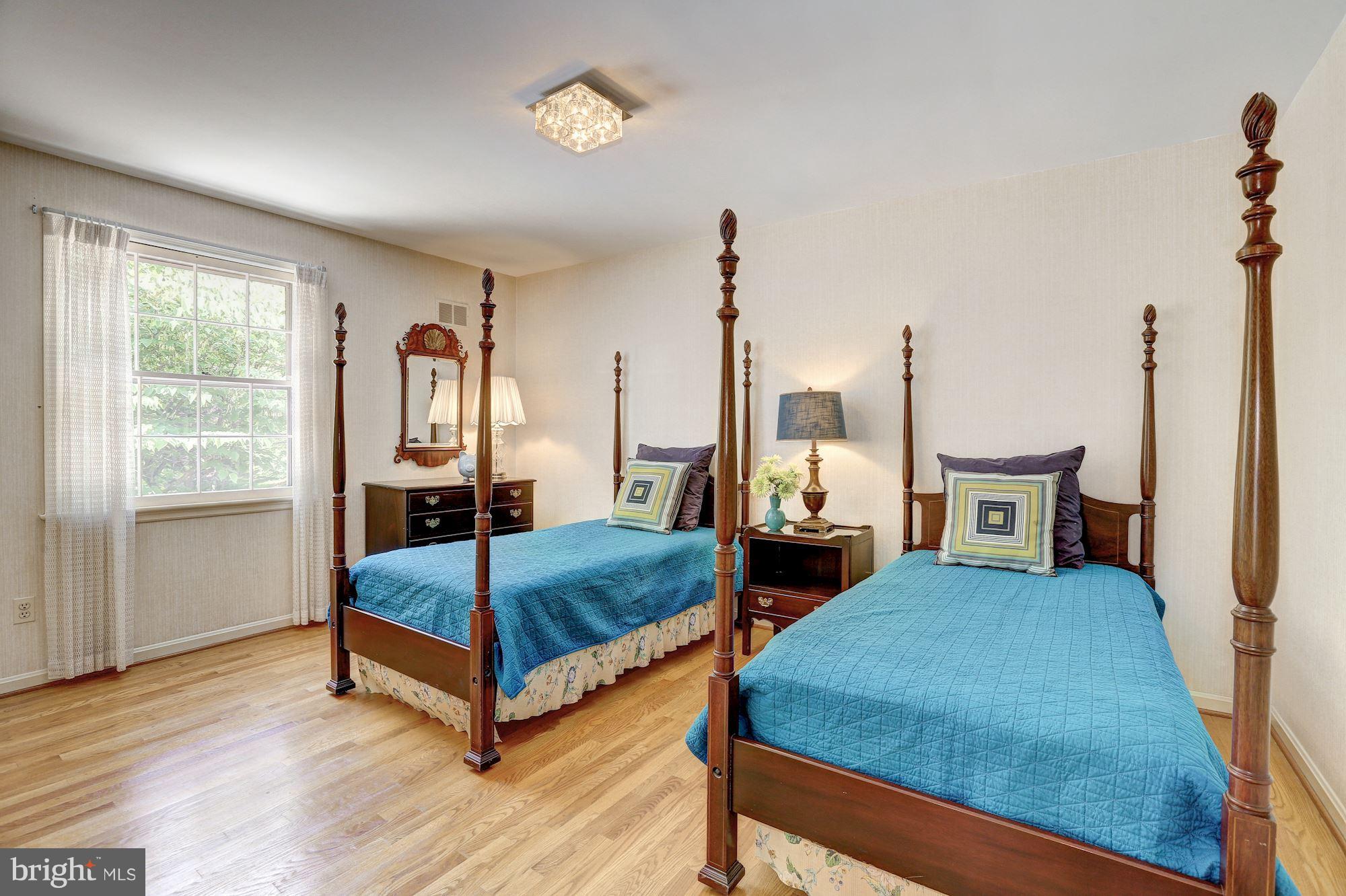 GREAT FALLS ESTATES - Residential