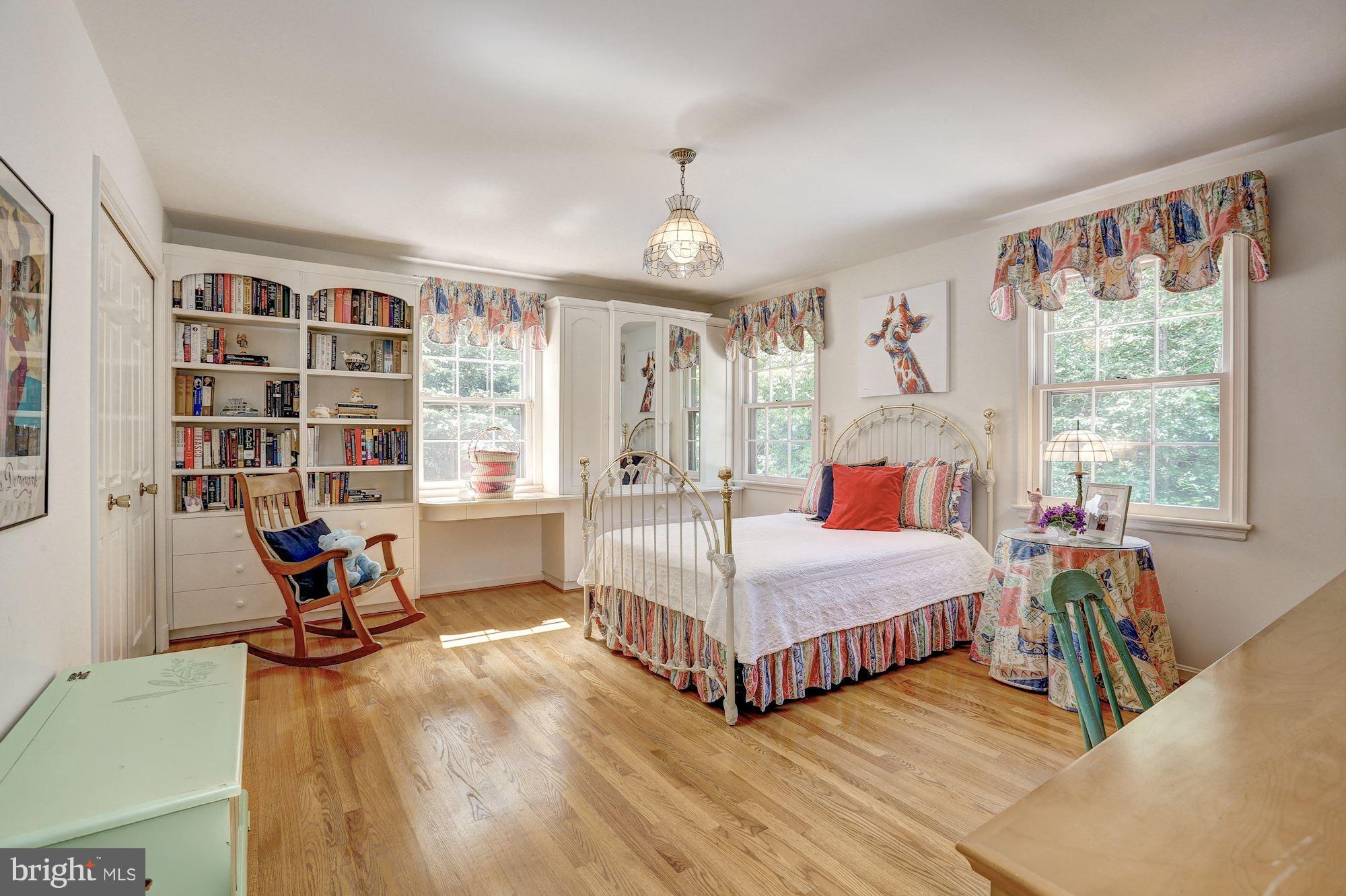 GREAT FALLS ESTATES - Residential