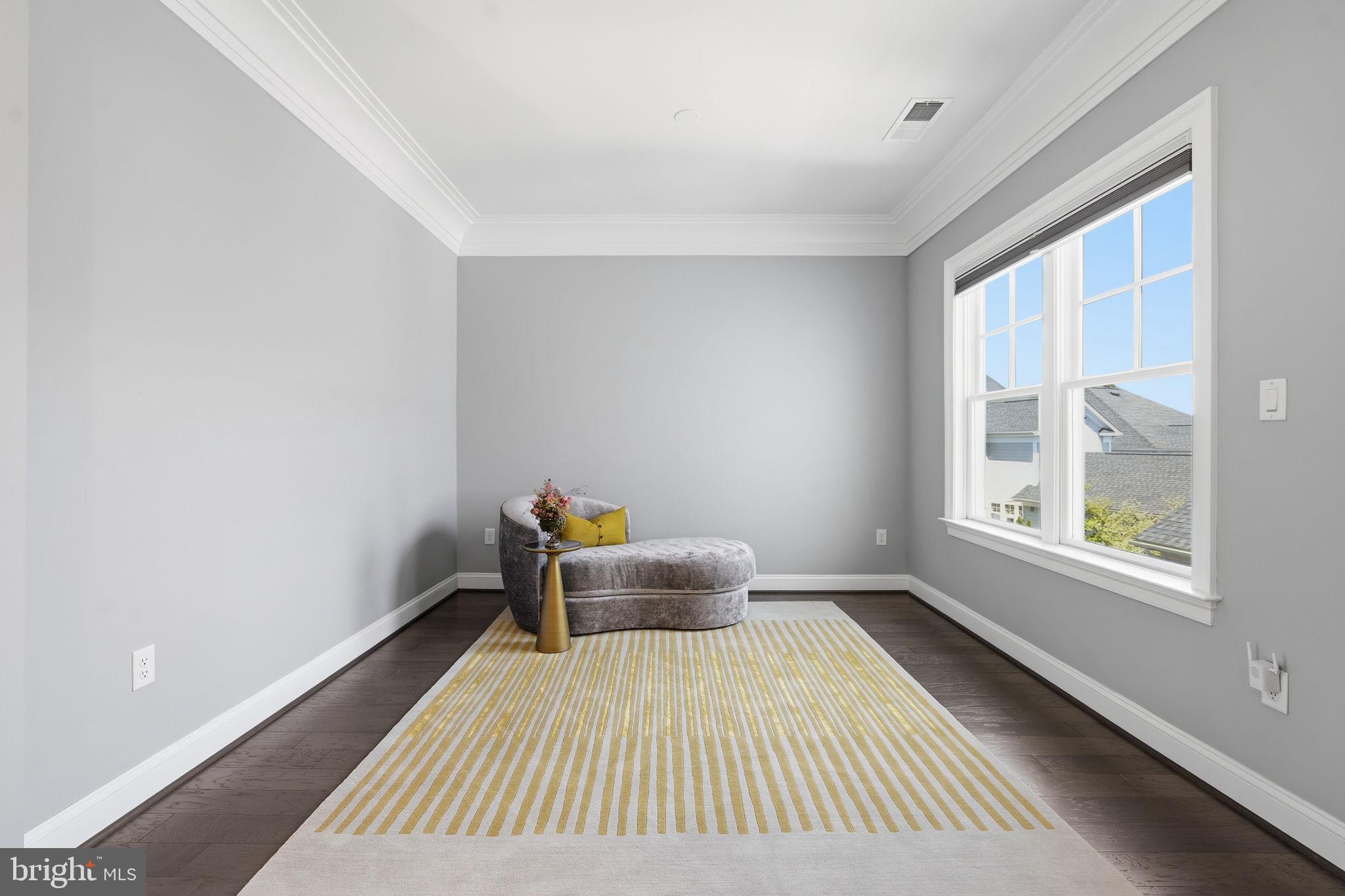 BETHESDA MEWS - Residential