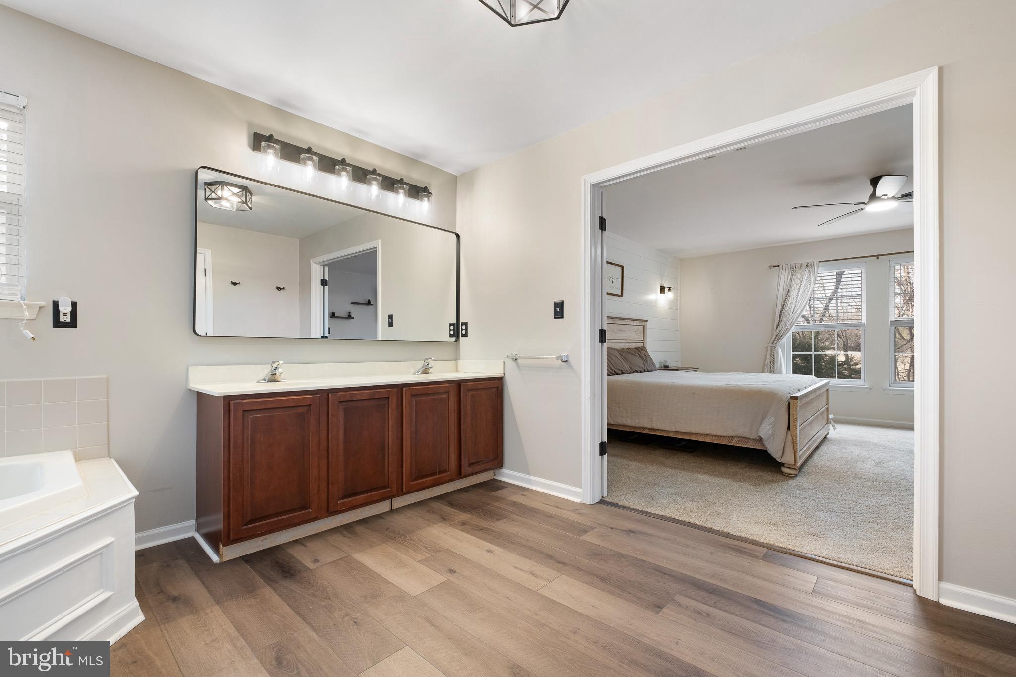 WILTSHIRE AT OXFORD - Residential