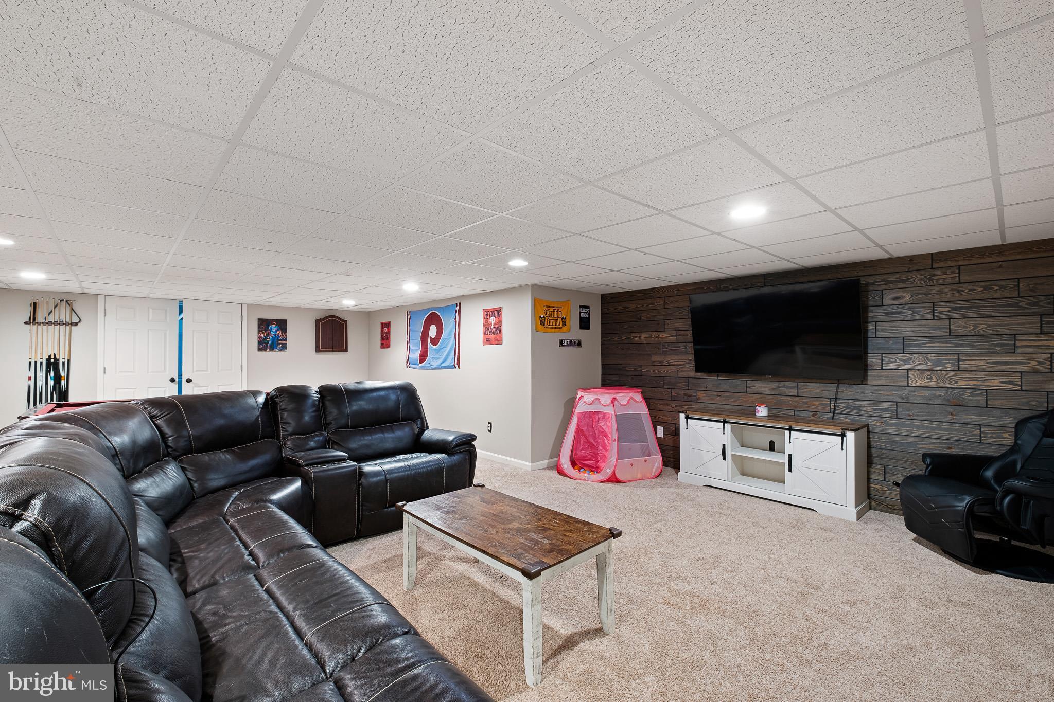 WILTSHIRE AT OXFORD - Residential