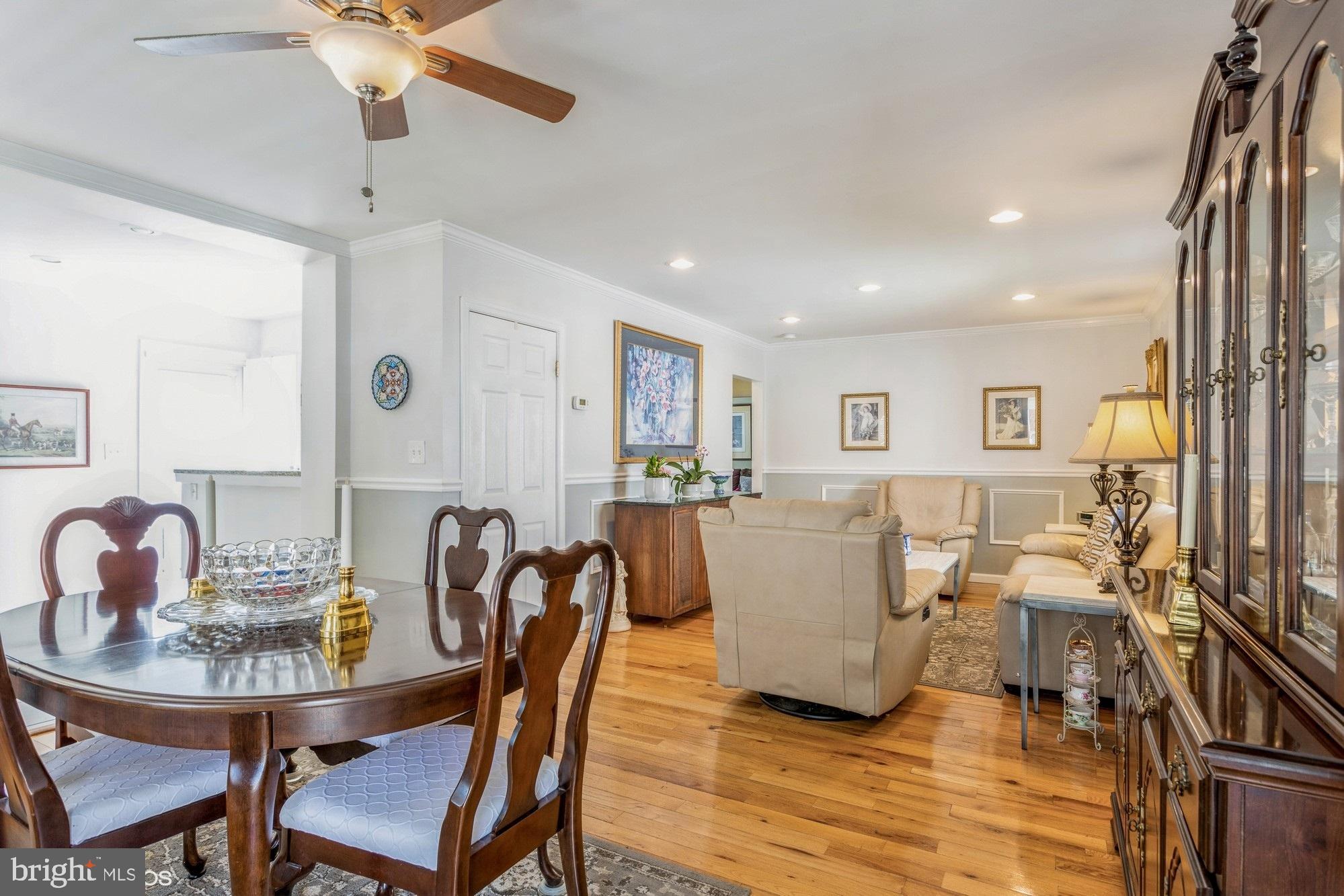 CALIFORNIA GROVE - Residential