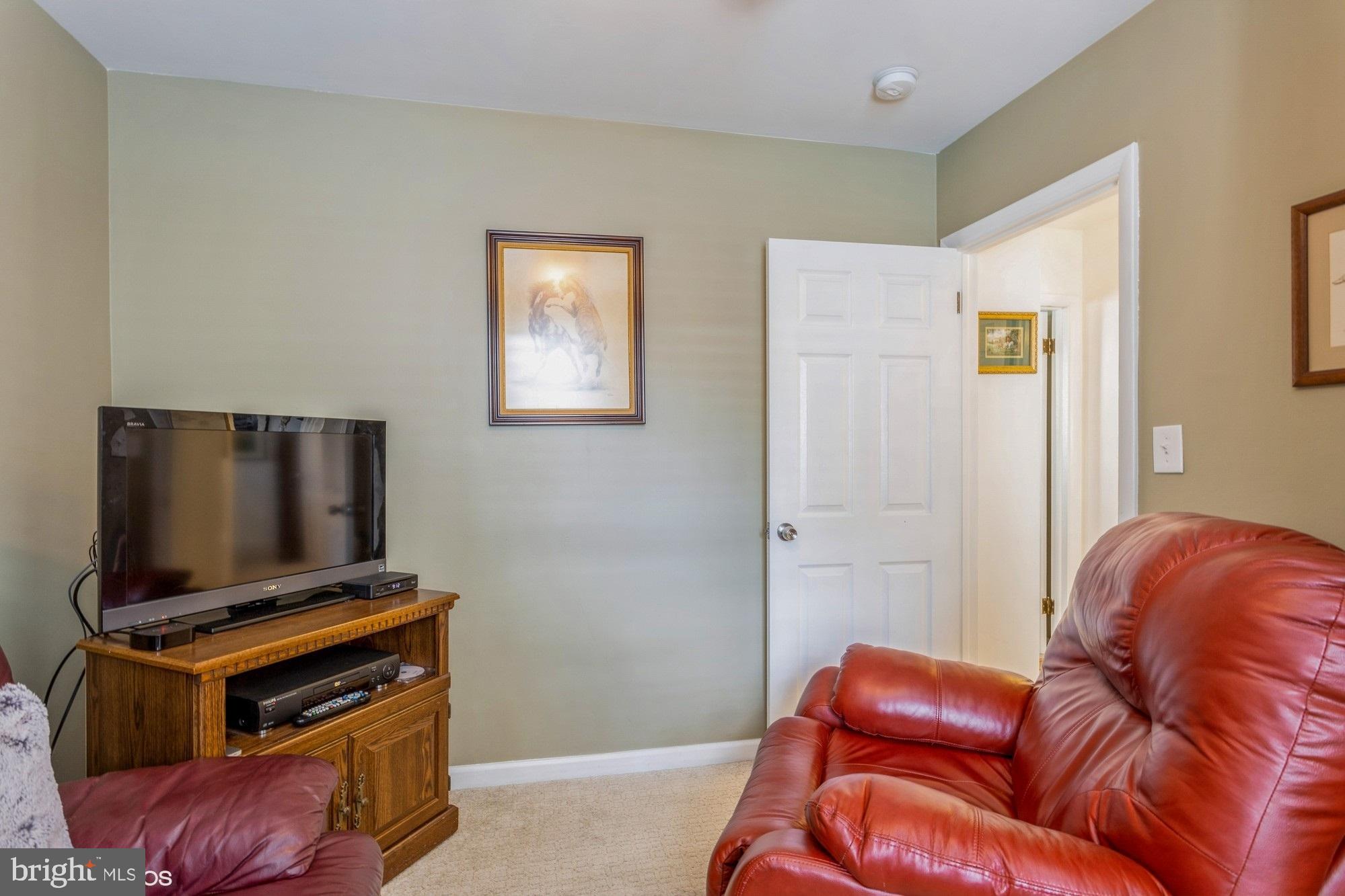 CALIFORNIA GROVE - Residential