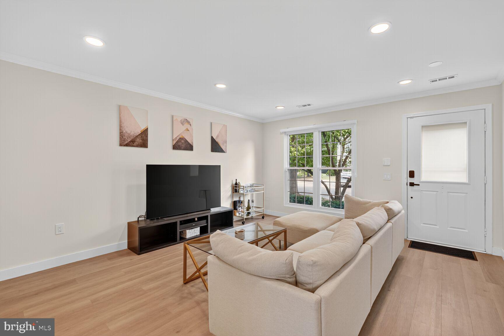 6609 MORNING VIEW COURT