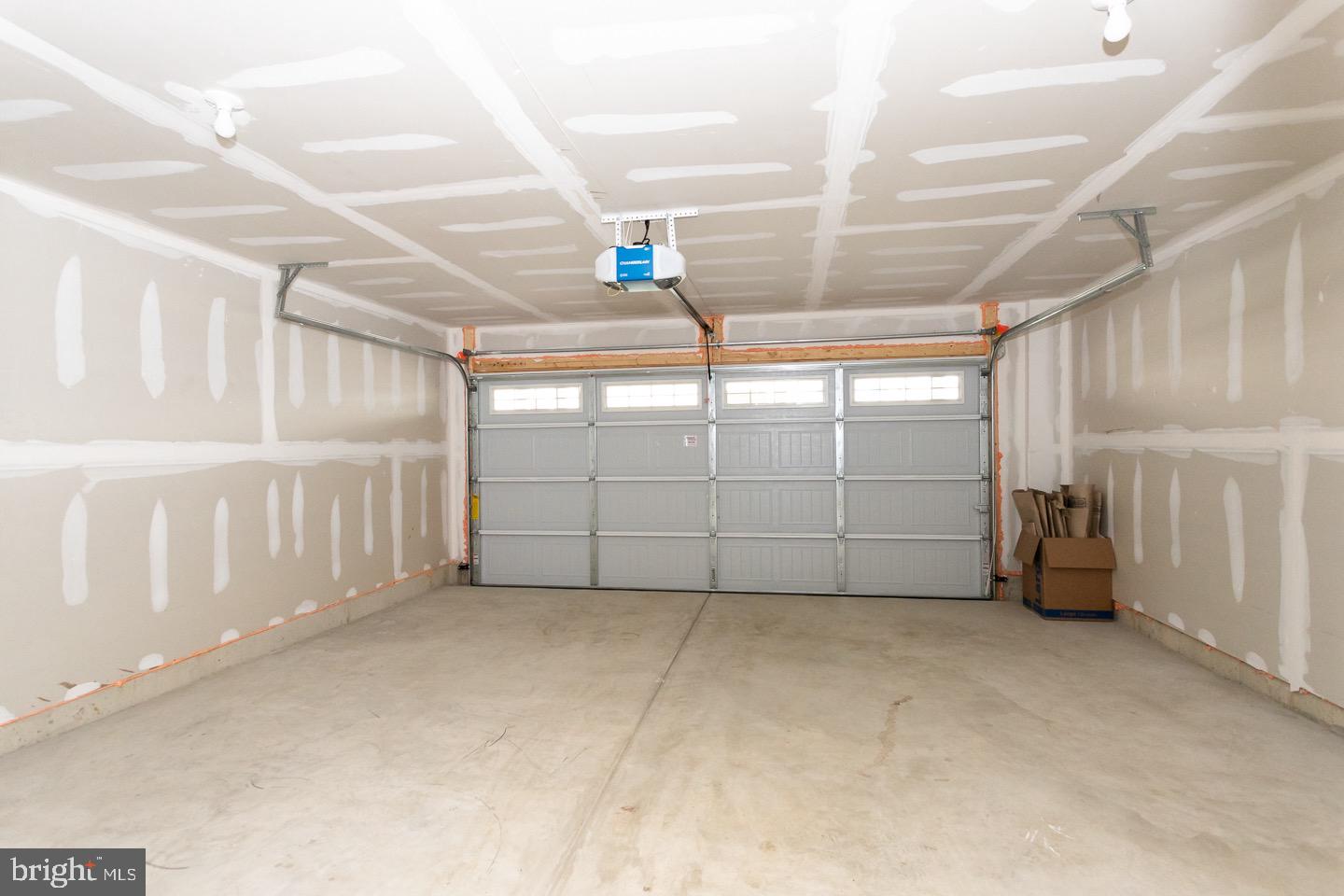 ATWATER - Residential Lease