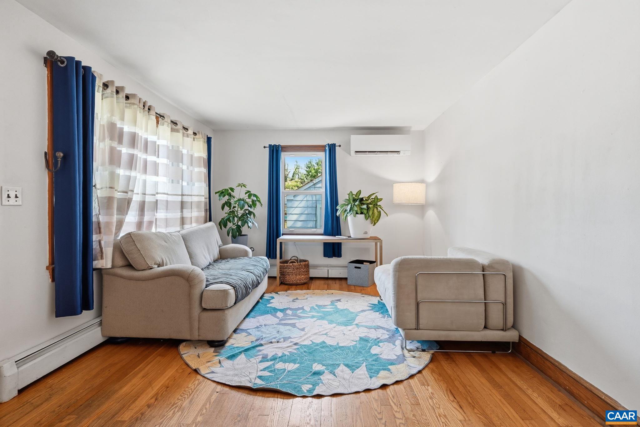 1208 CHERRY AVE
