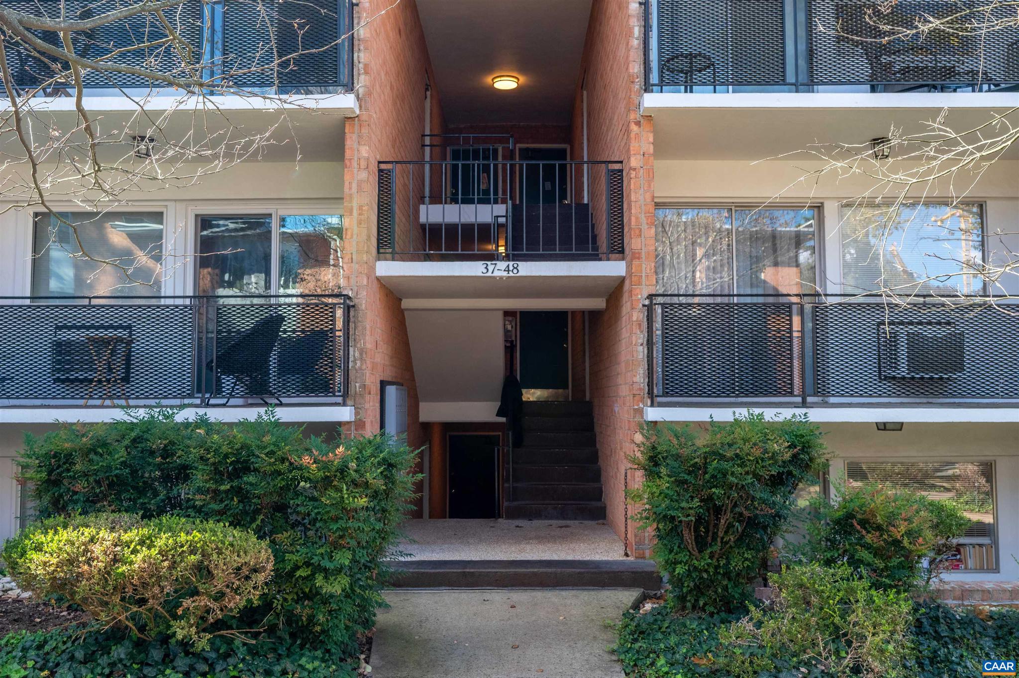 1800 JEFFERSON PARK AVE 39