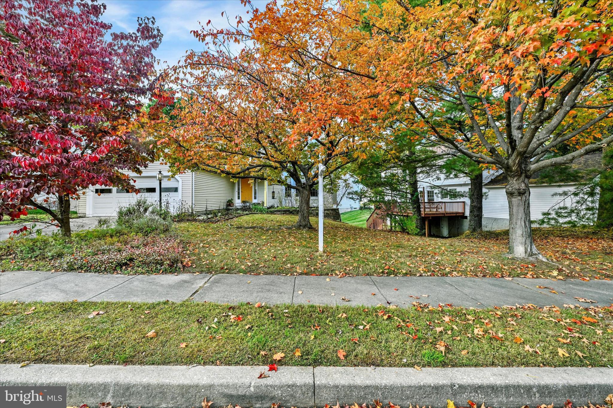 3 THISTEL DELL COURT