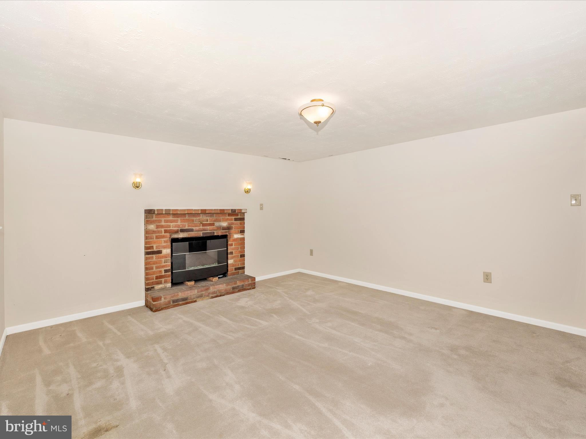 BRIGHTWOOD ACRES - Residential