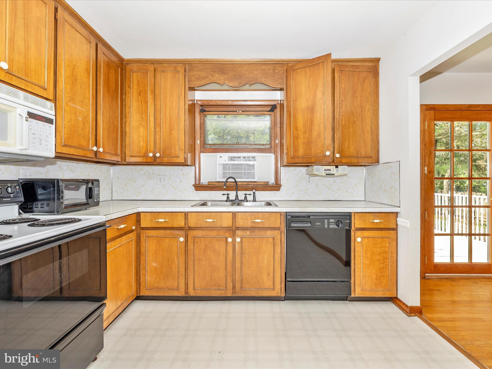 BRIGHTWOOD ACRES - Residential