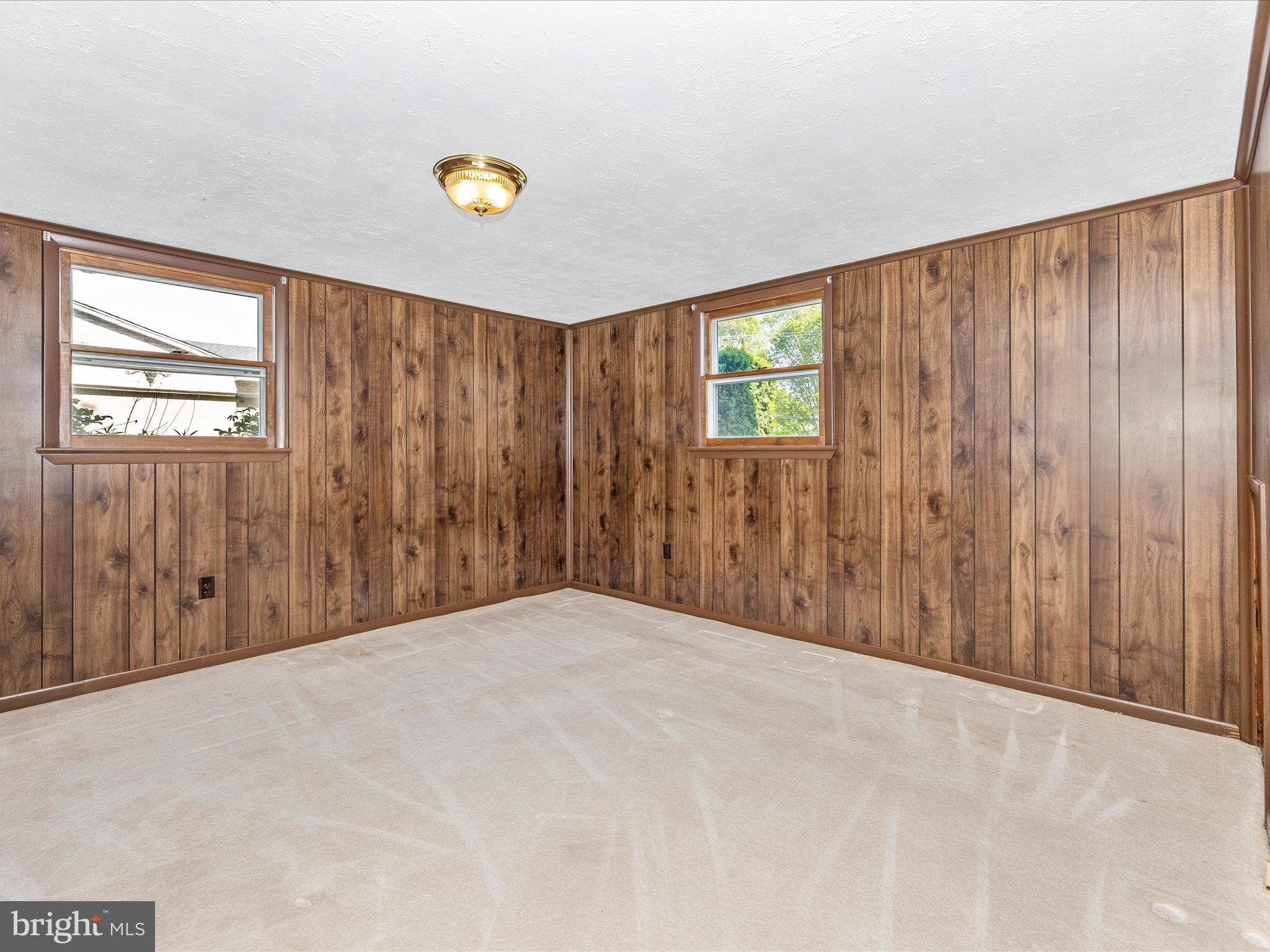 BRIGHTWOOD ACRES - Residential