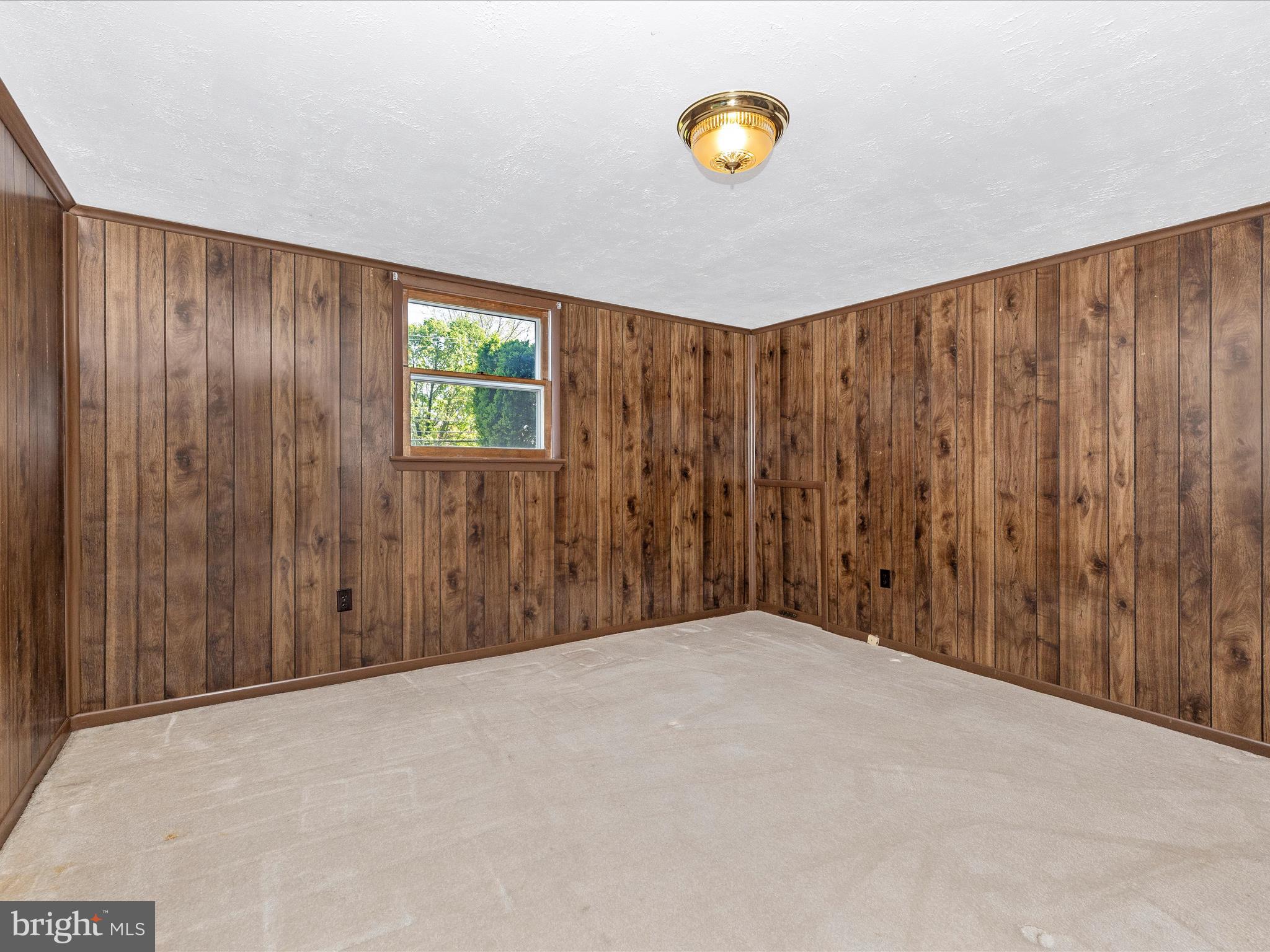 BRIGHTWOOD ACRES - Residential