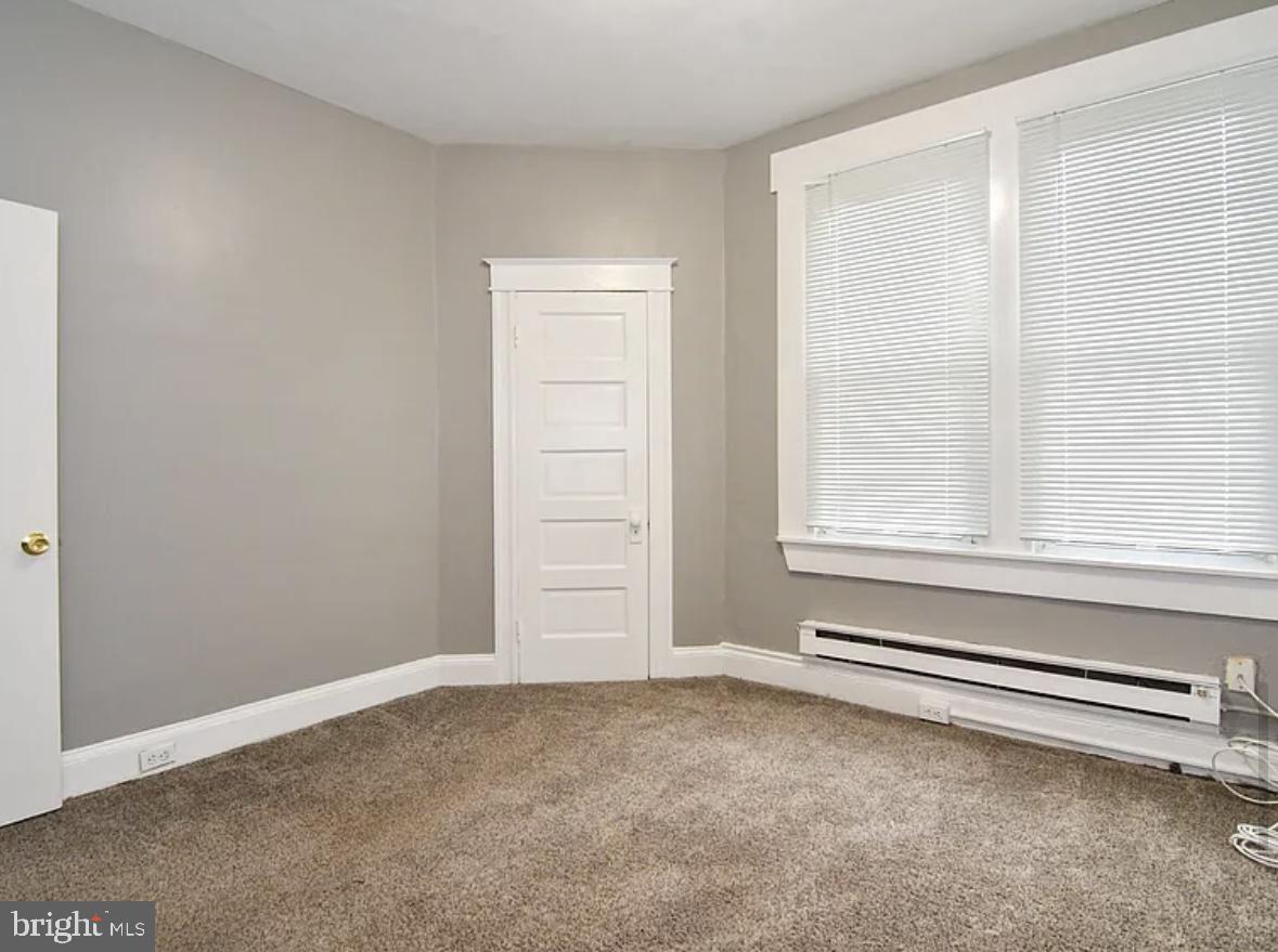 BALTIMORE HIGHLANDS - Residential Lease