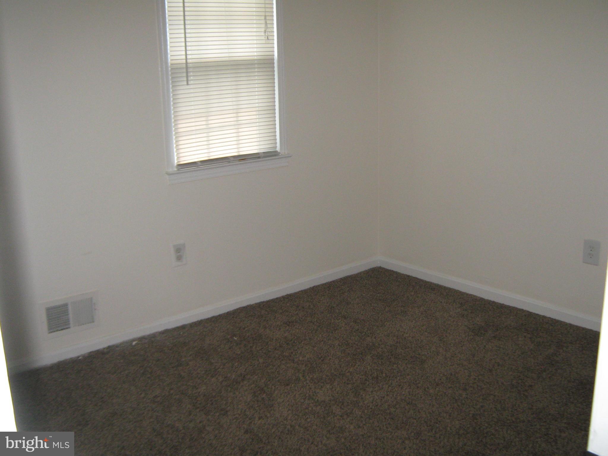 GREENWICH HILL - Residential