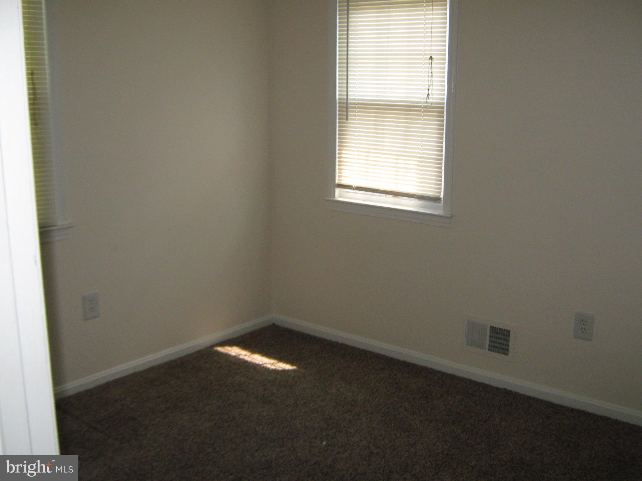 GREENWICH HILL - Residential