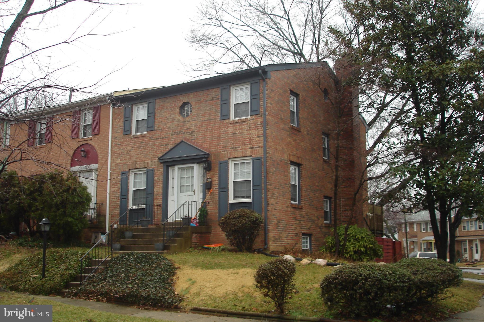 GREENWICH HILL - Residential