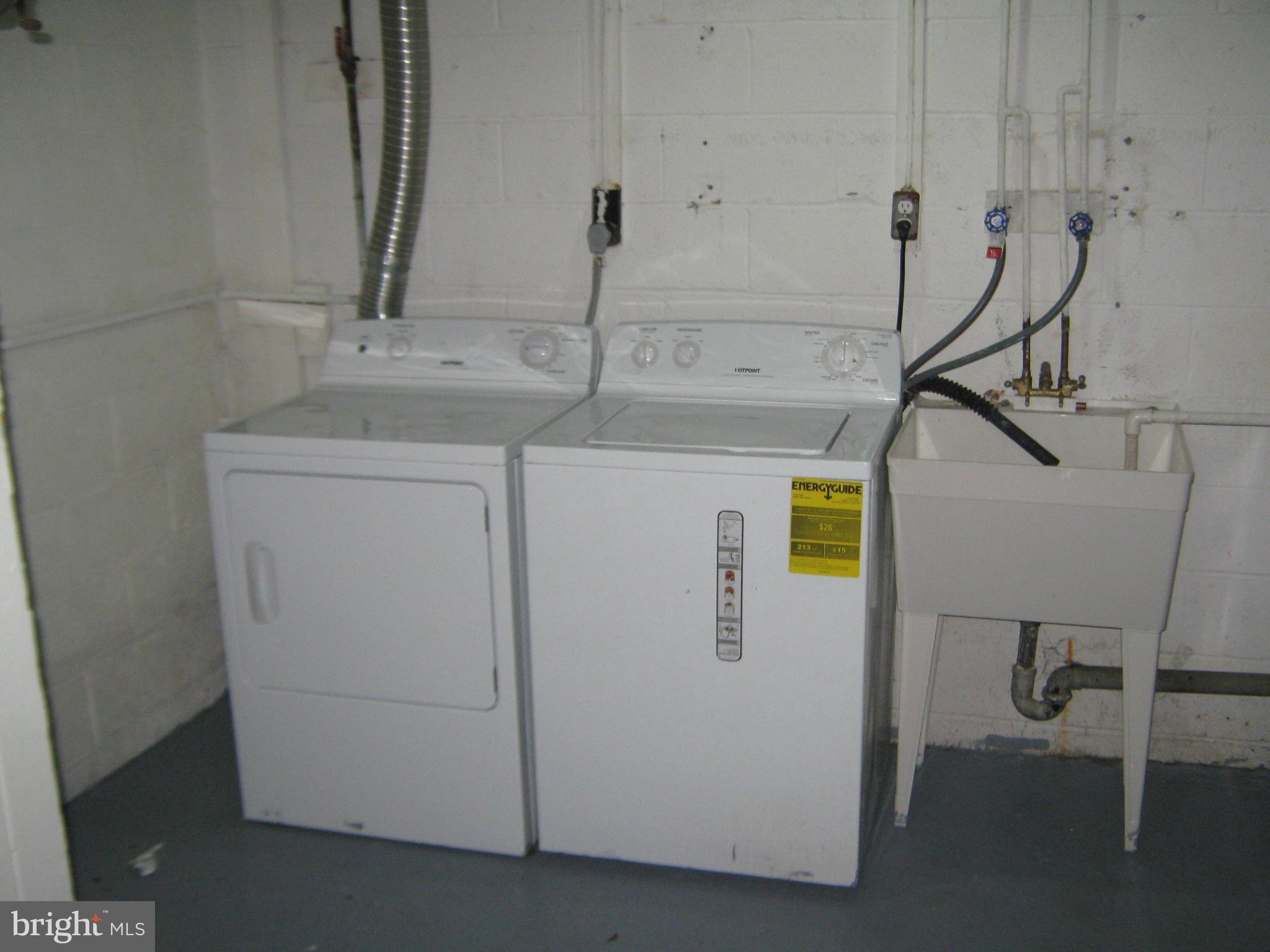 GREENWICH HILL - Residential