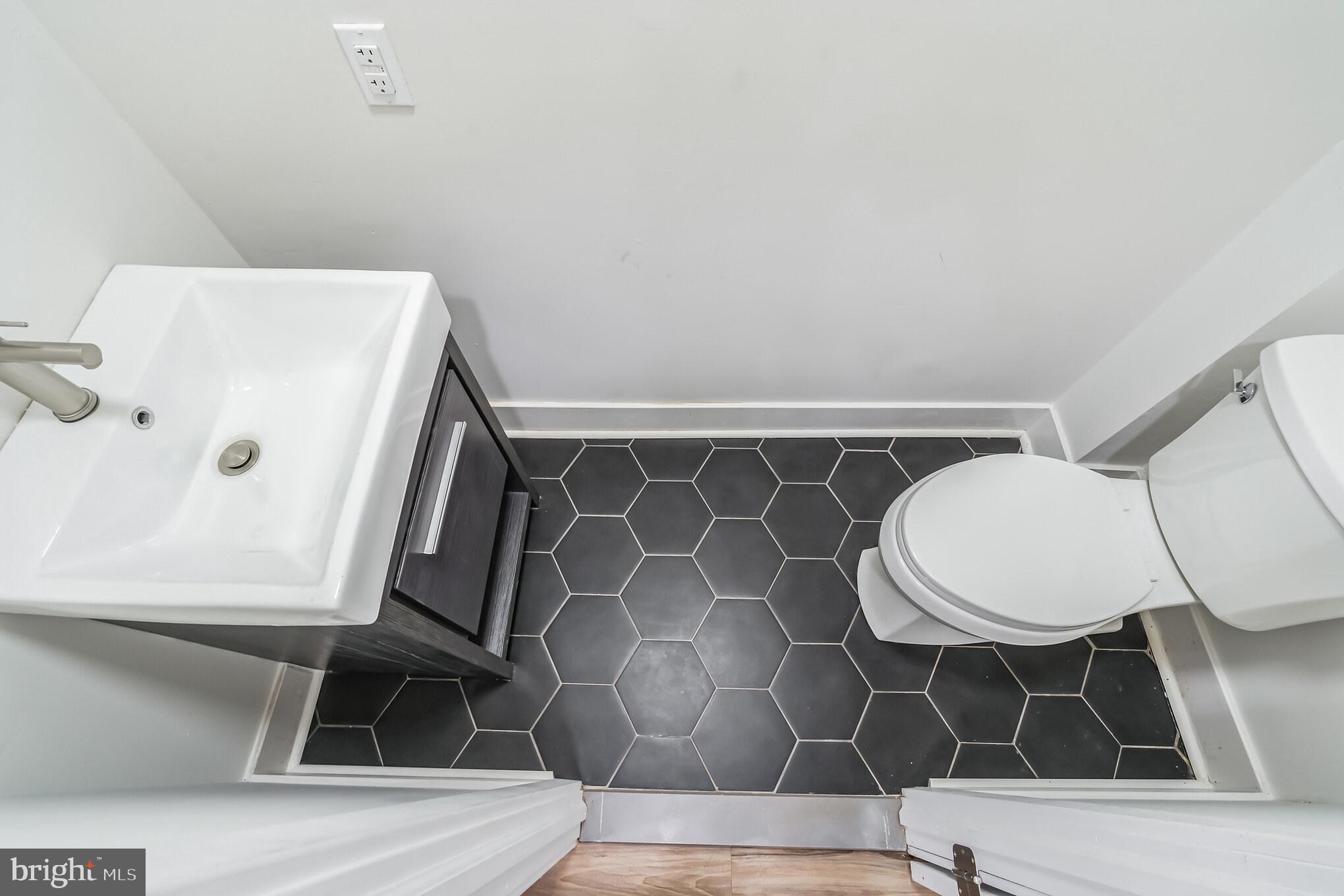 GRADUATE HOSPITAL - Residential