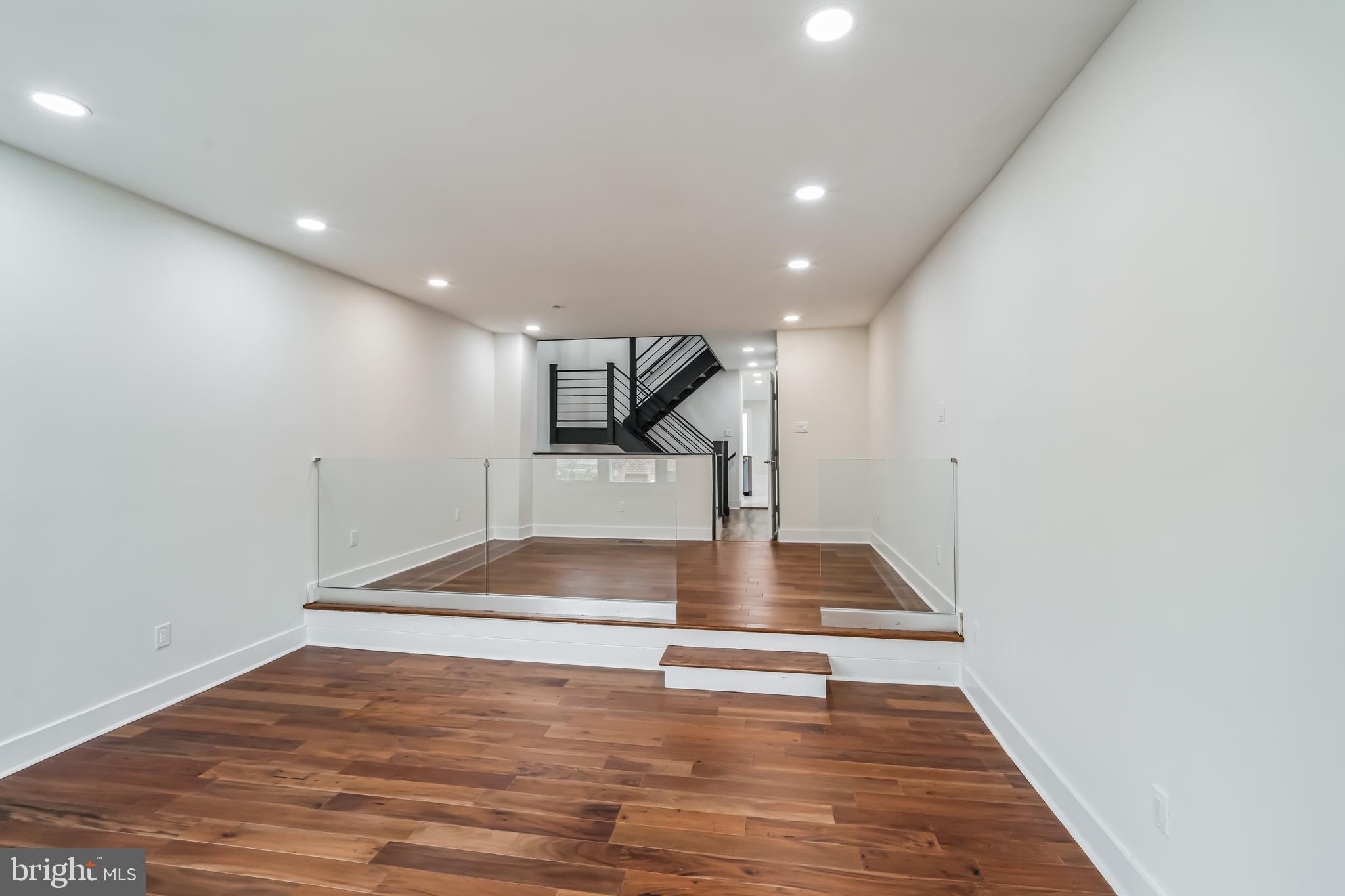 GRADUATE HOSPITAL - Residential