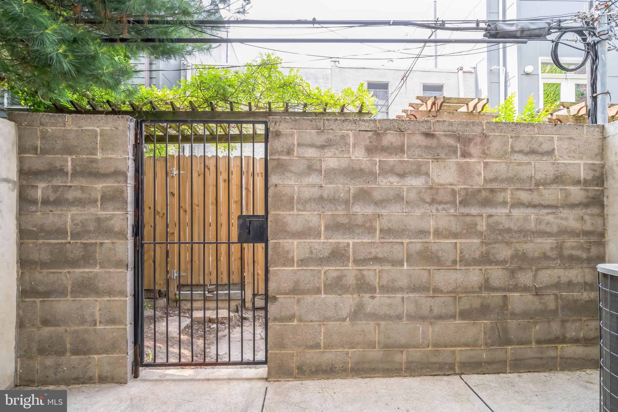 GRADUATE HOSPITAL - Residential