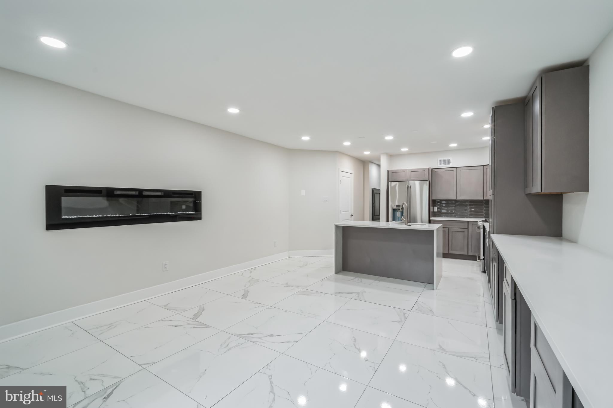 GRADUATE HOSPITAL - Residential