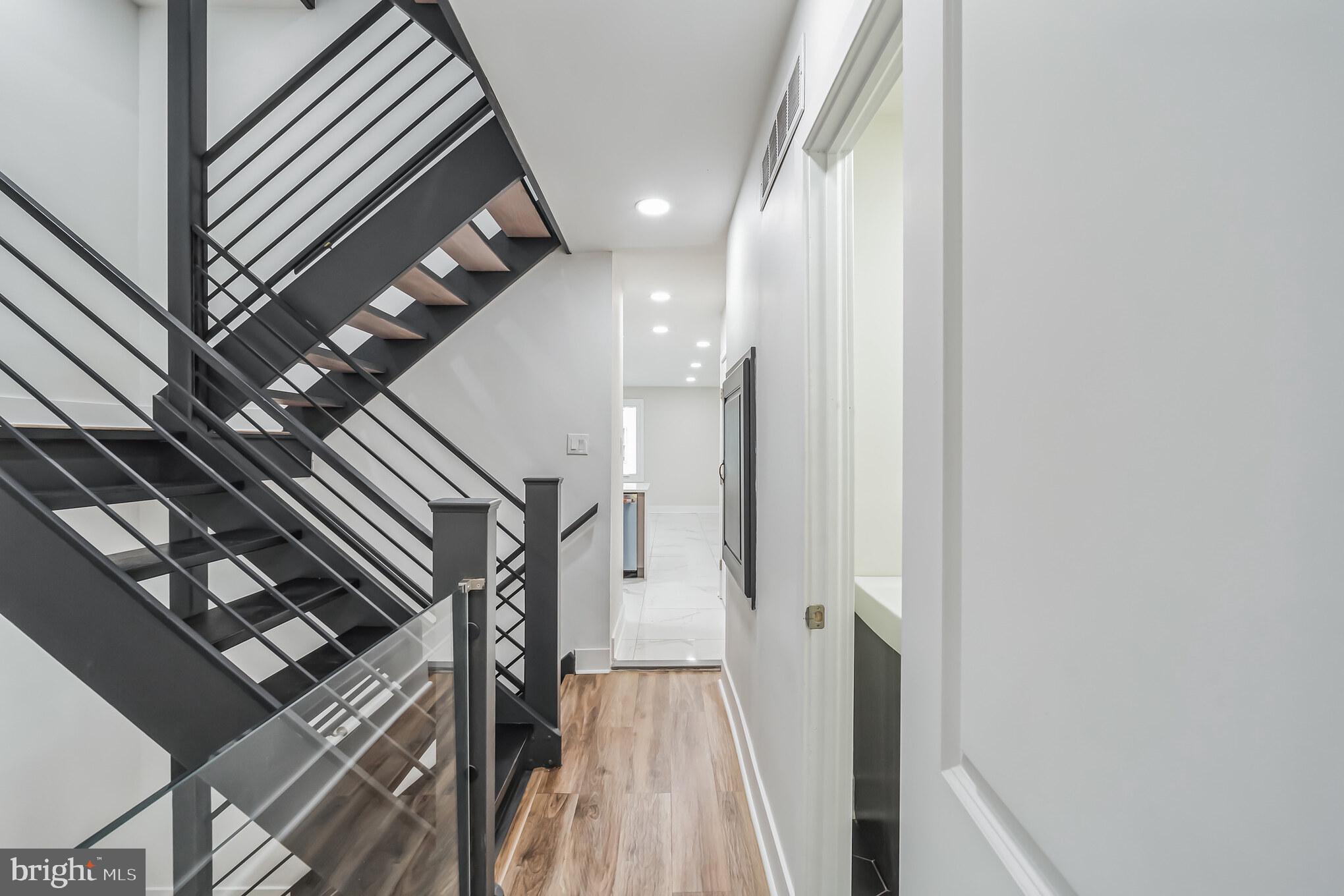 GRADUATE HOSPITAL - Residential